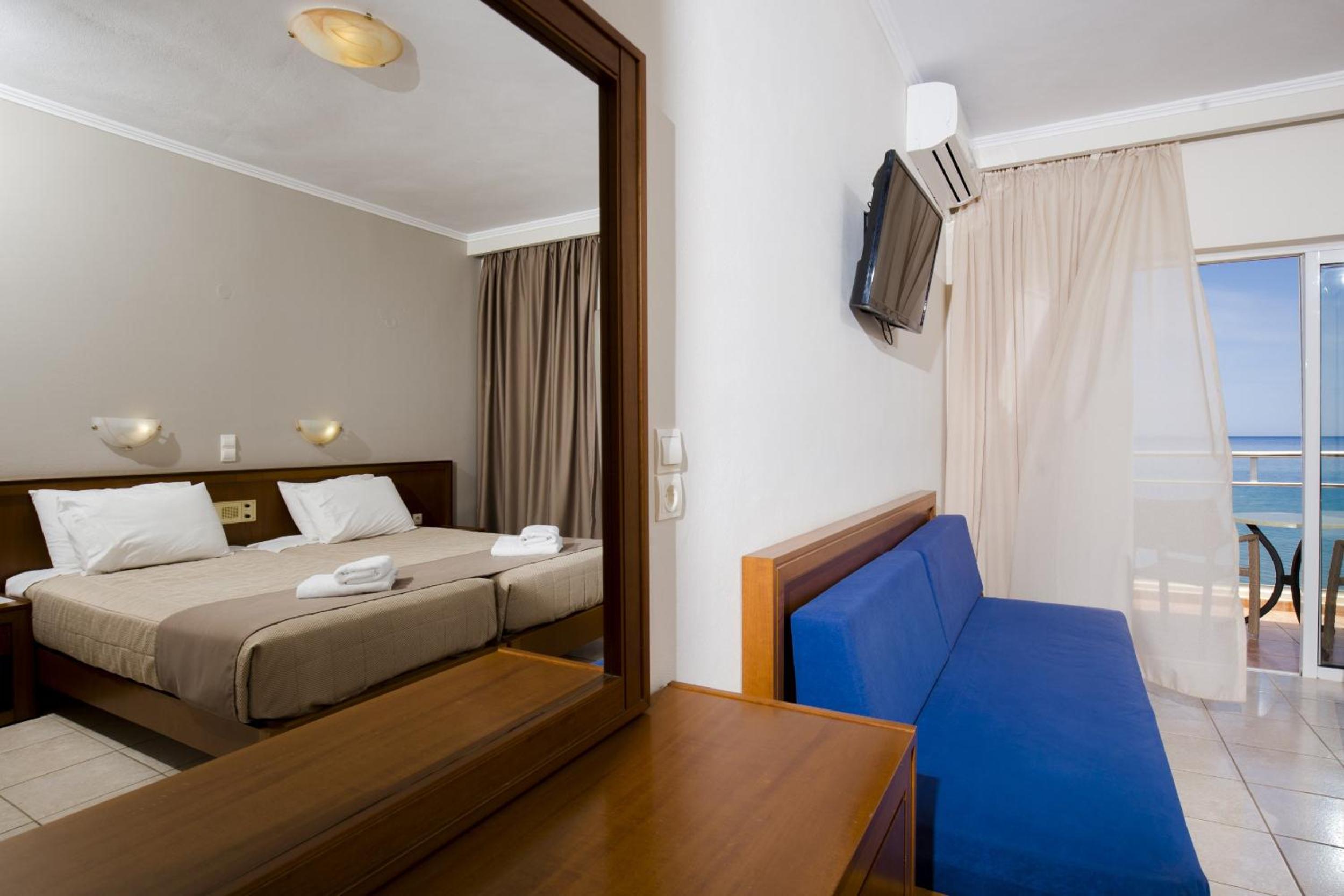 Standard Room | Front Sea View - Photo 6