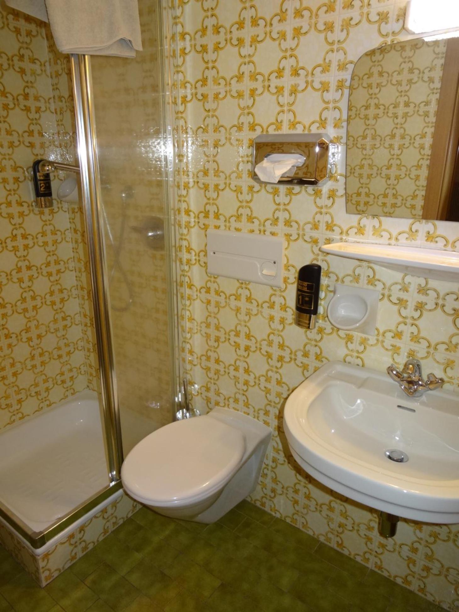 Triple Room with Balcony - Photo 4