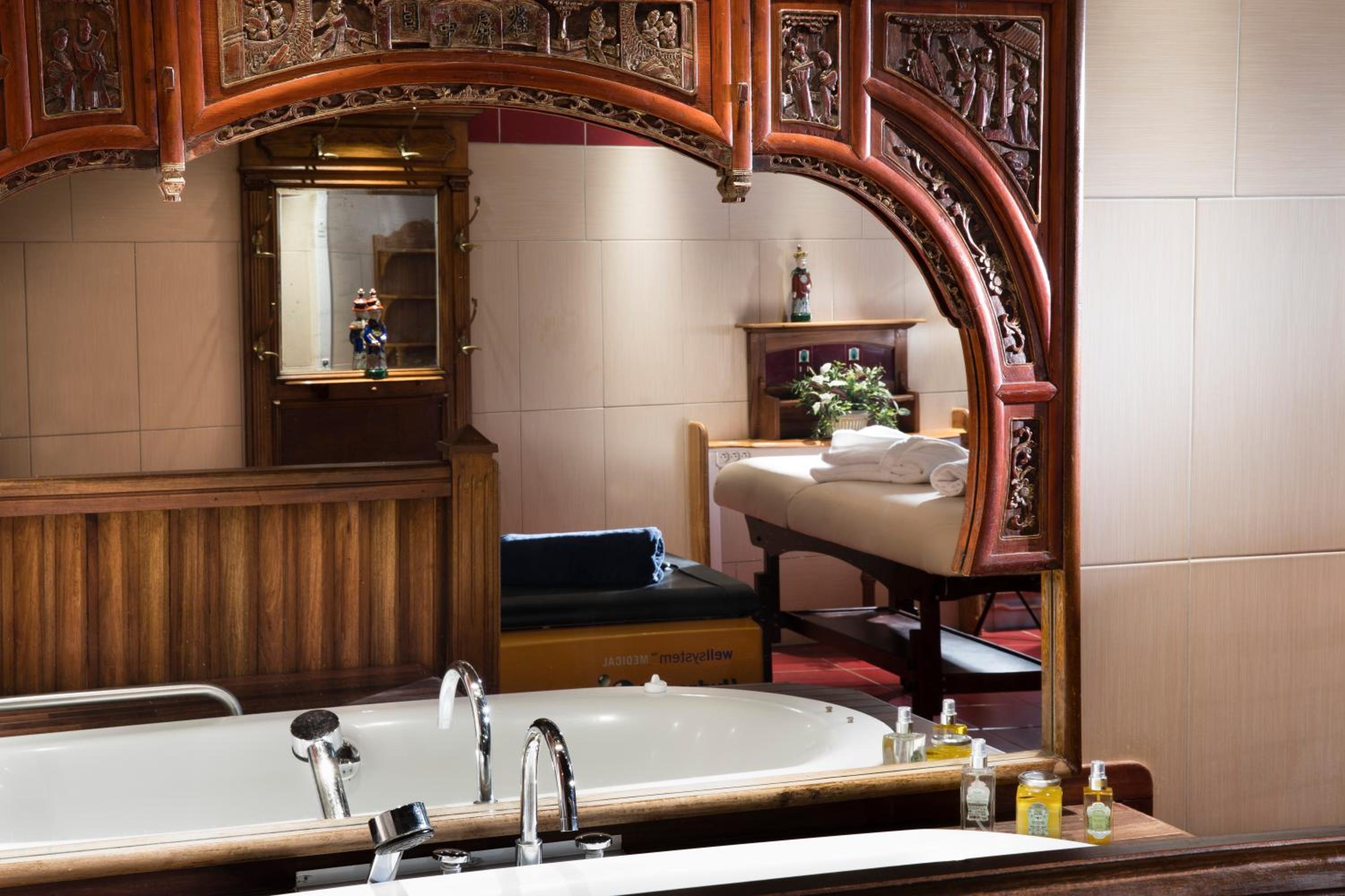 Suite avec Baignoire Spa