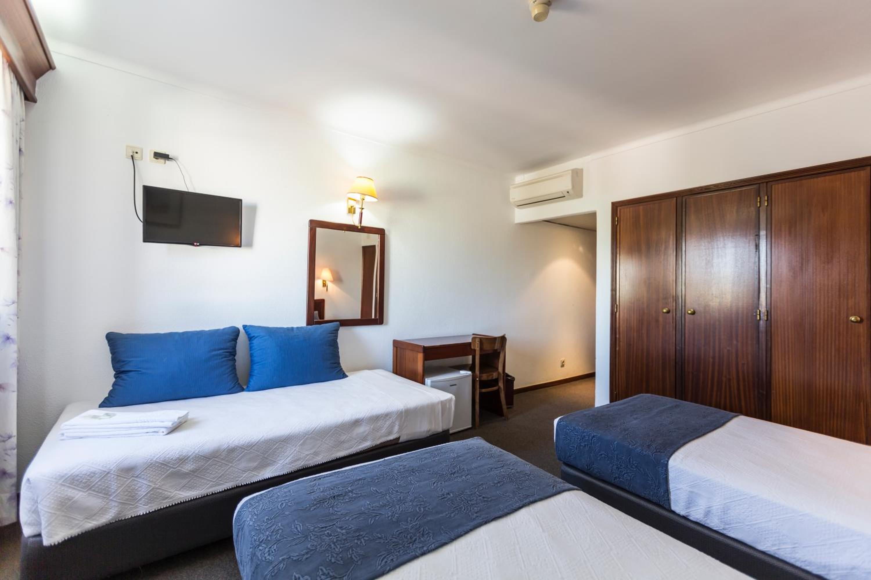 Triple Room - Photo 1