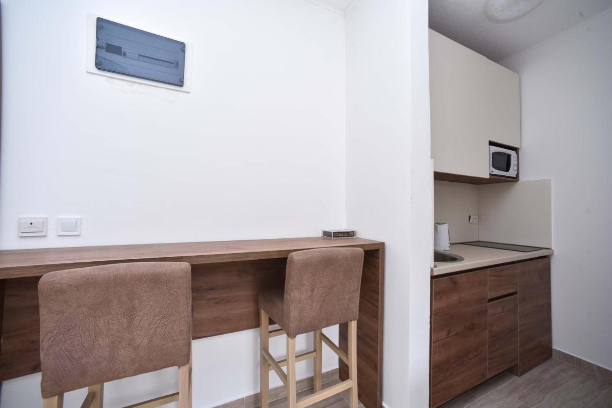 Studio Apartment photo 1