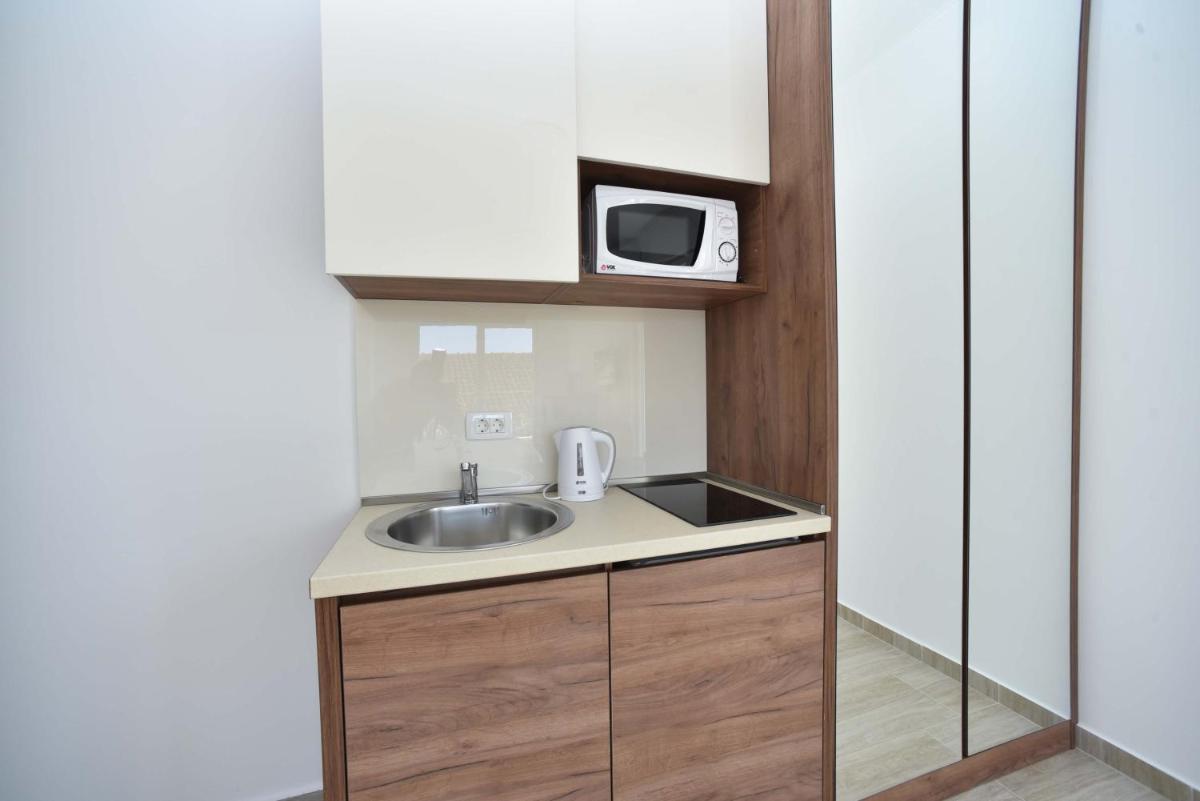 Studio Apartment photo 3
