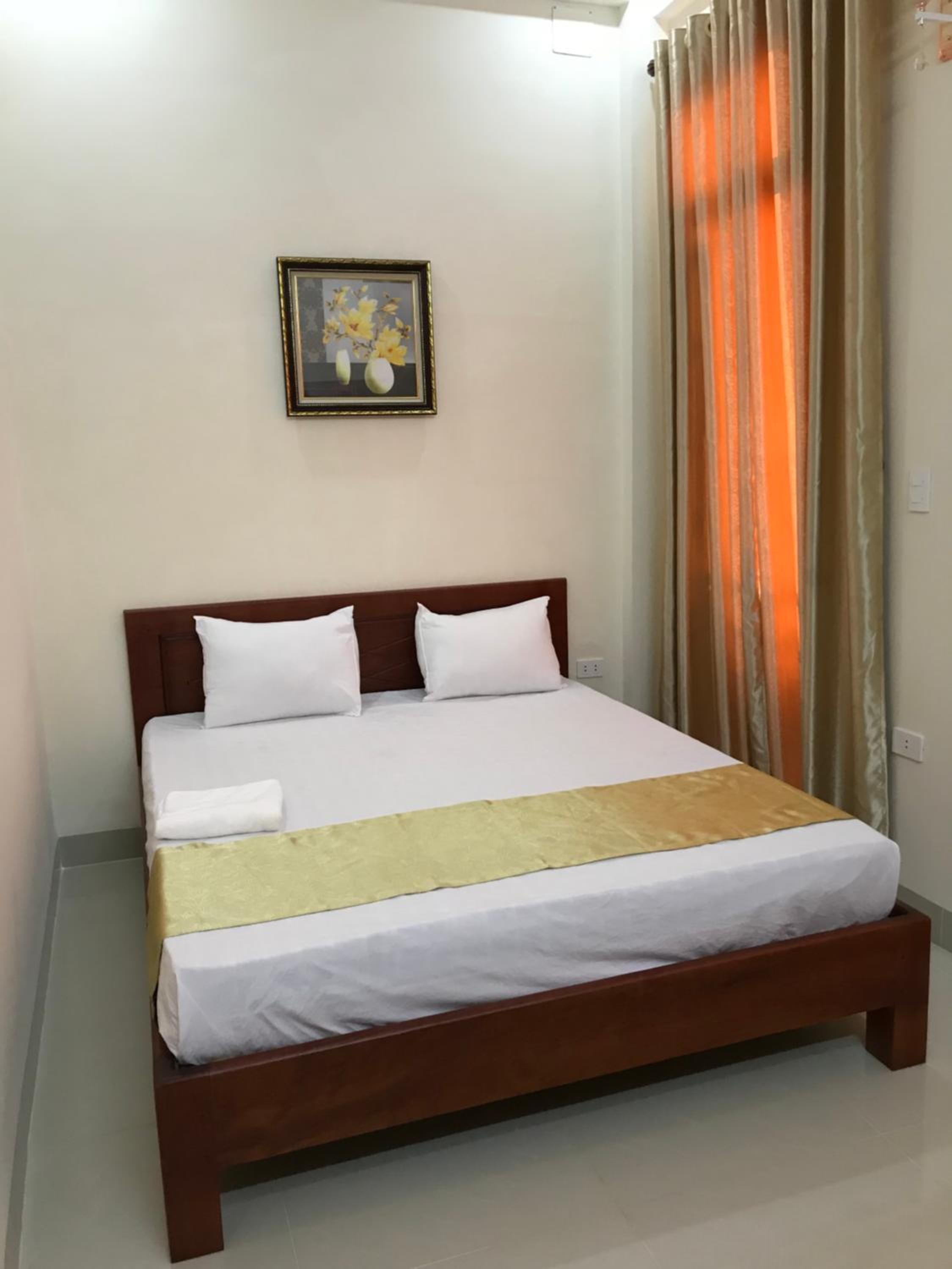 Deluxe Double Room with Balcony - Photo 4