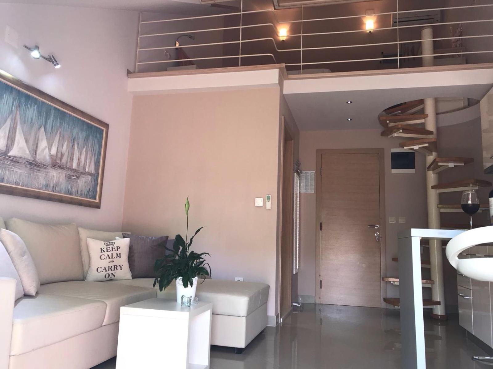 Studio Apartment with Sea View - Photo 10