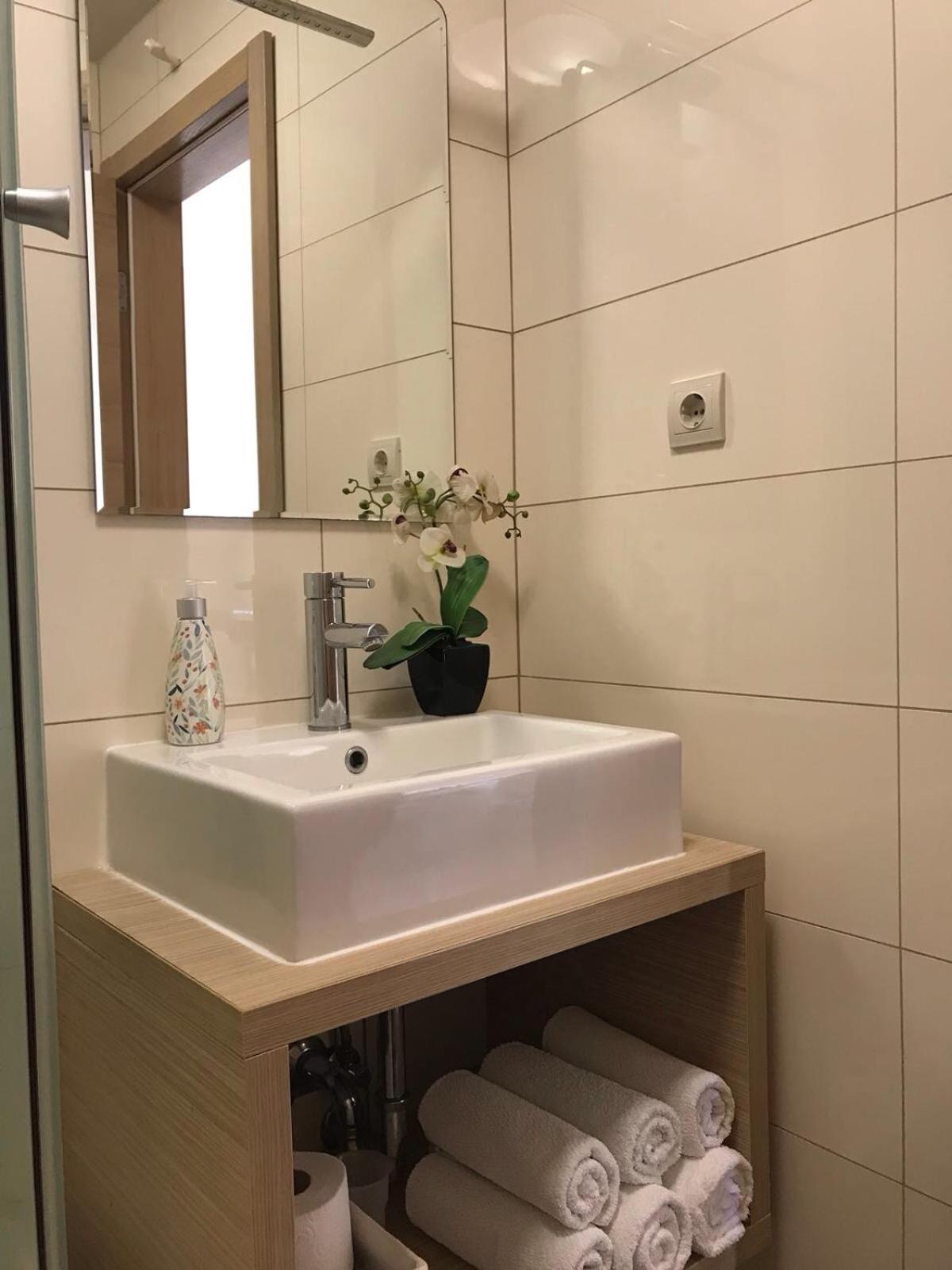 Studio Apartment with Sea View - Photo 8