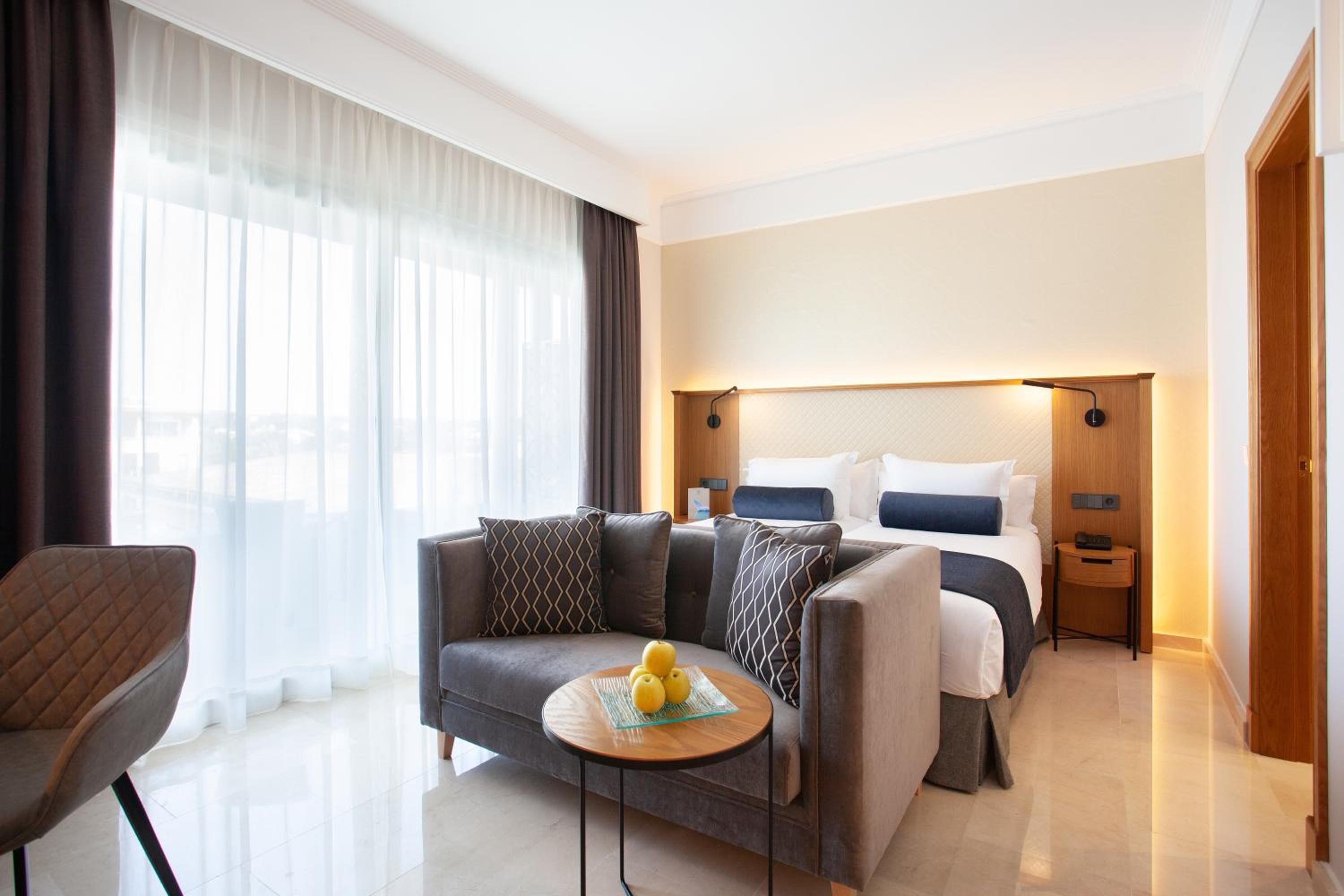 Junior Suite with Pool View (2 Adults) - Photo 2