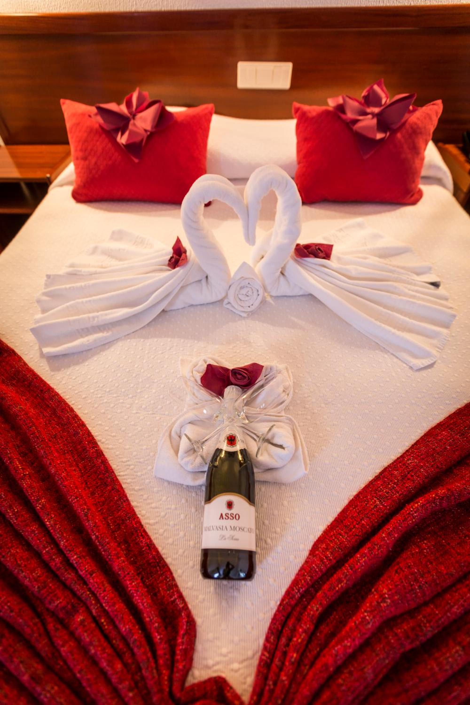 Special Offer - Romantic Double Room - Photo 6