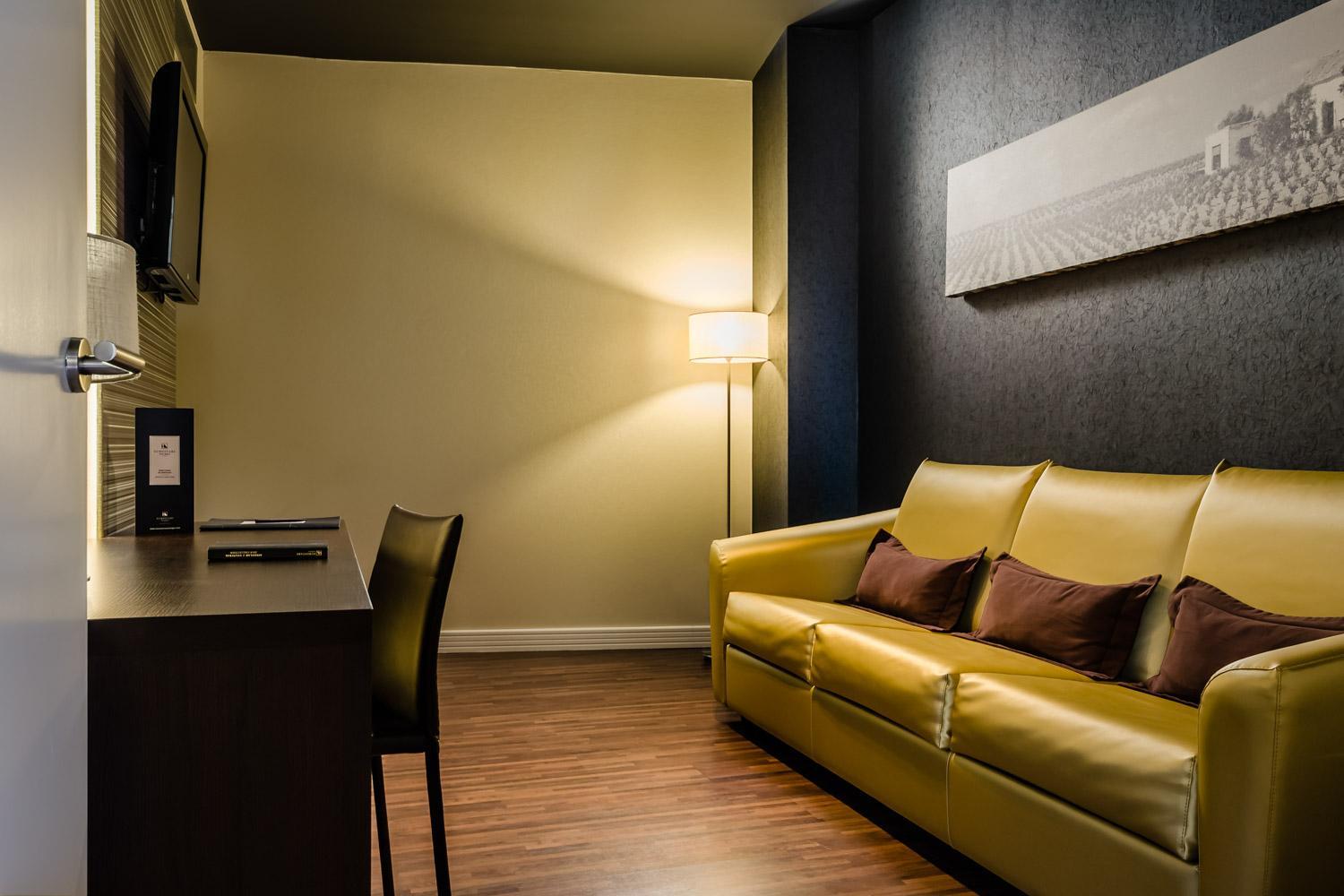Family Room photo 2