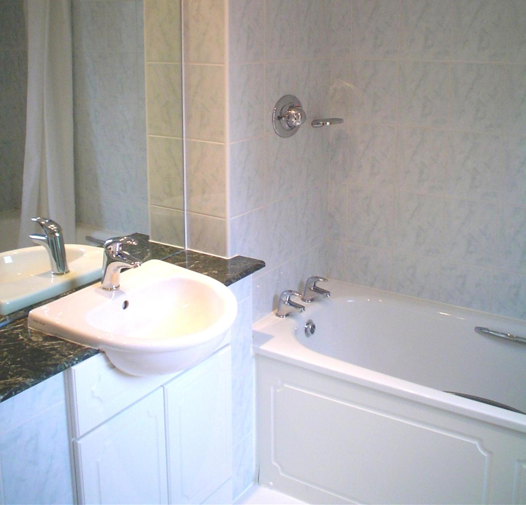 Triple Room - Photo 8