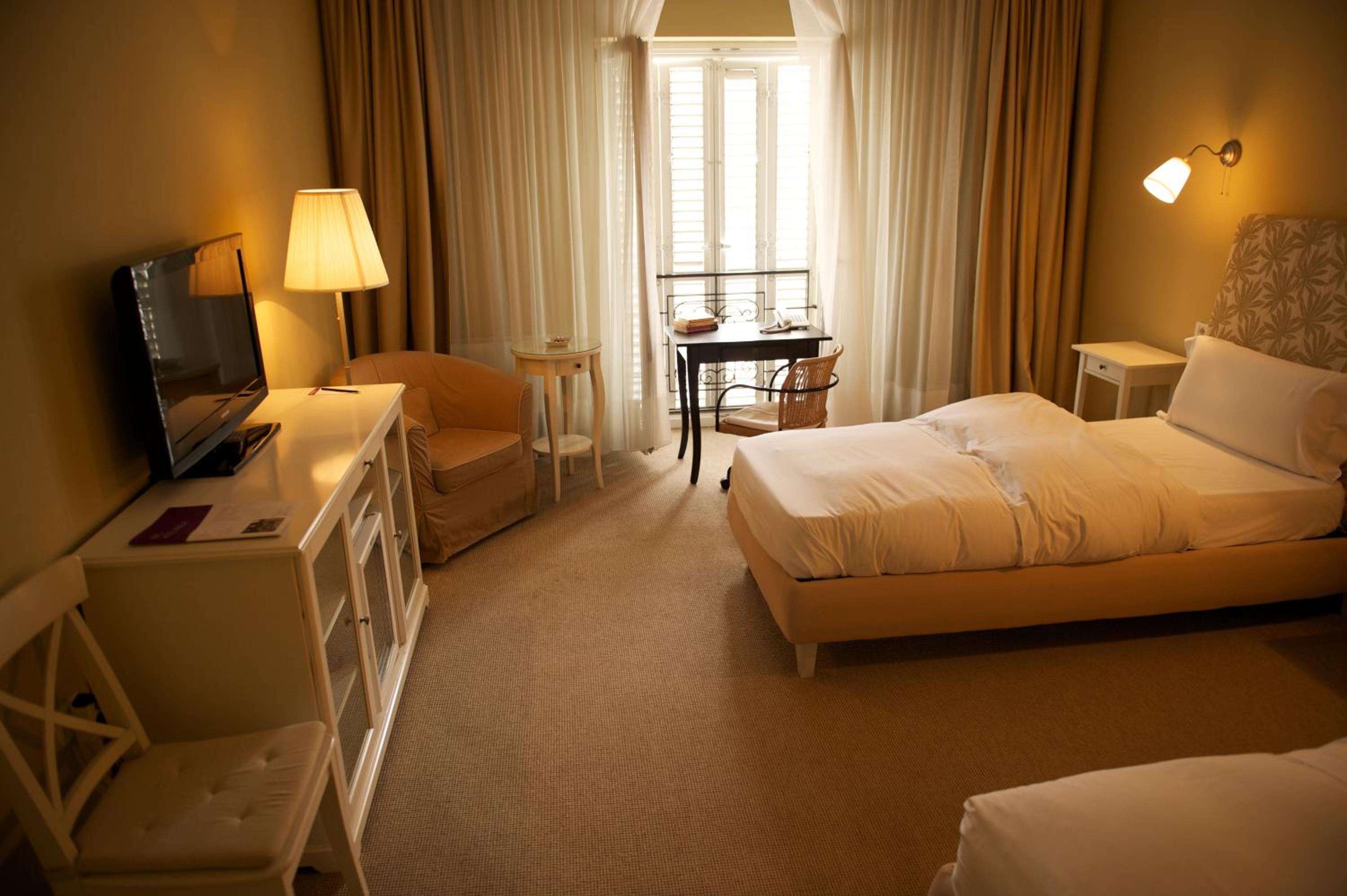 Double Room - Photo 2