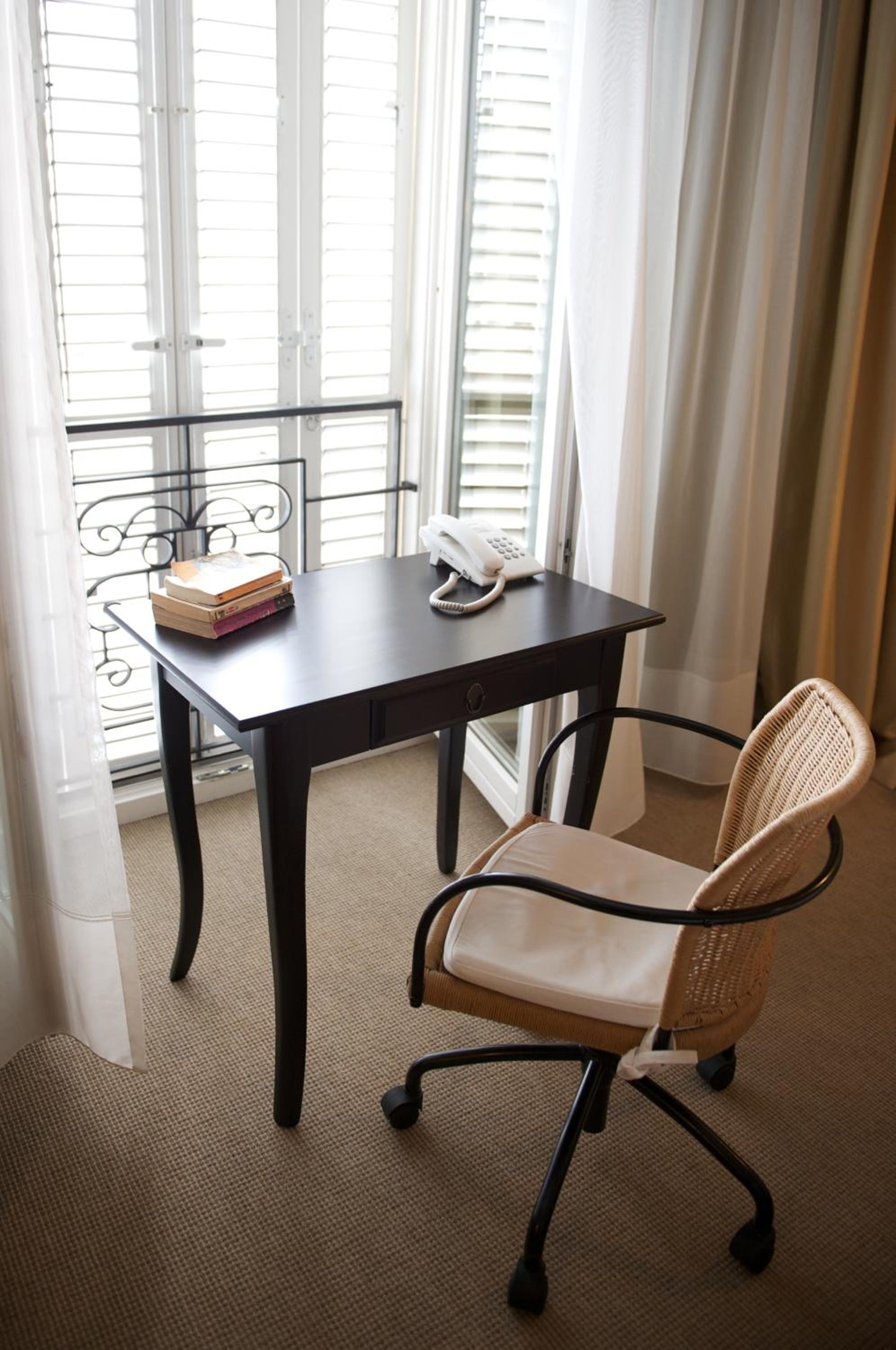 Double Room - Photo 3