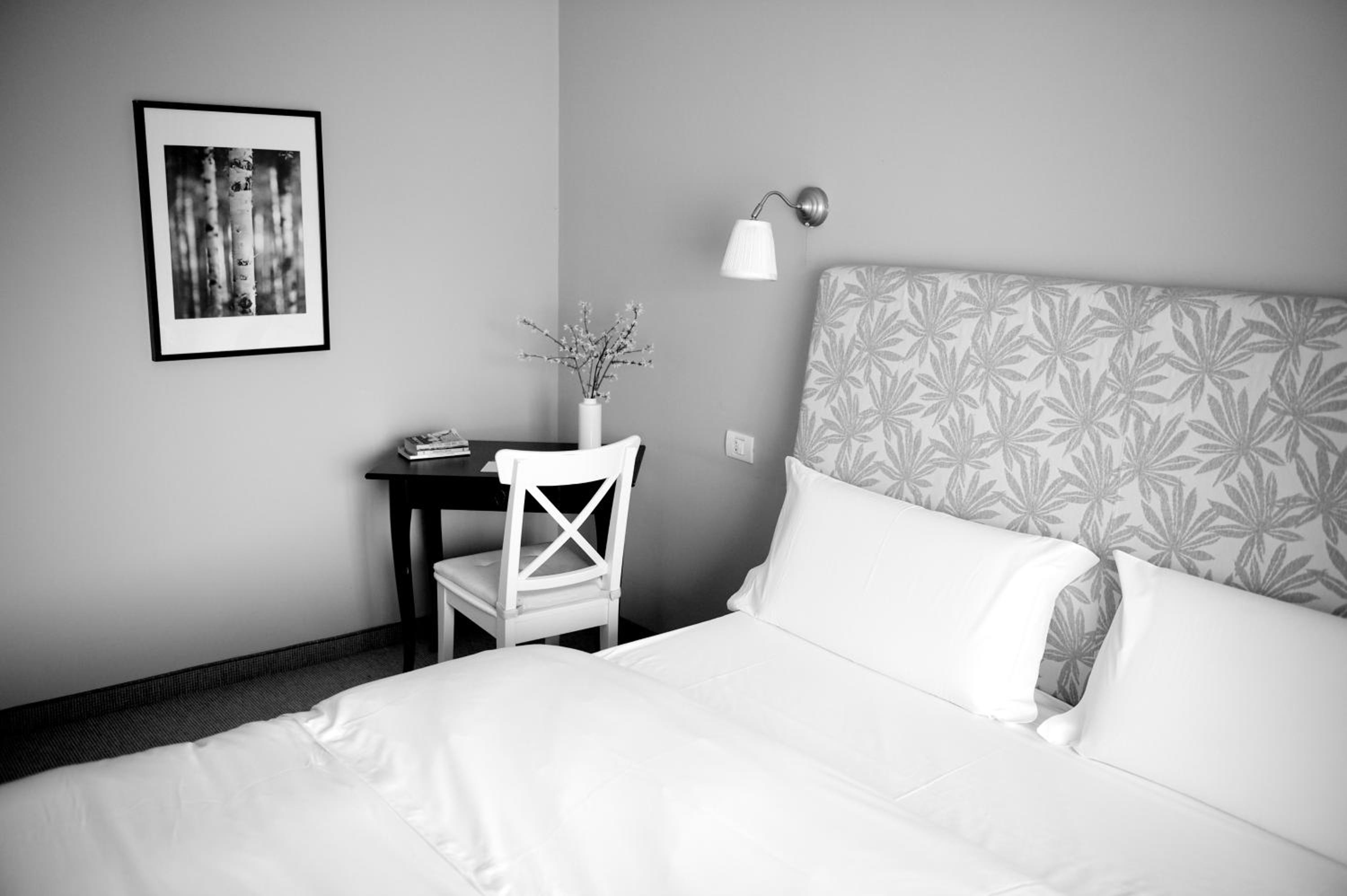 Double Room - Photo 10
