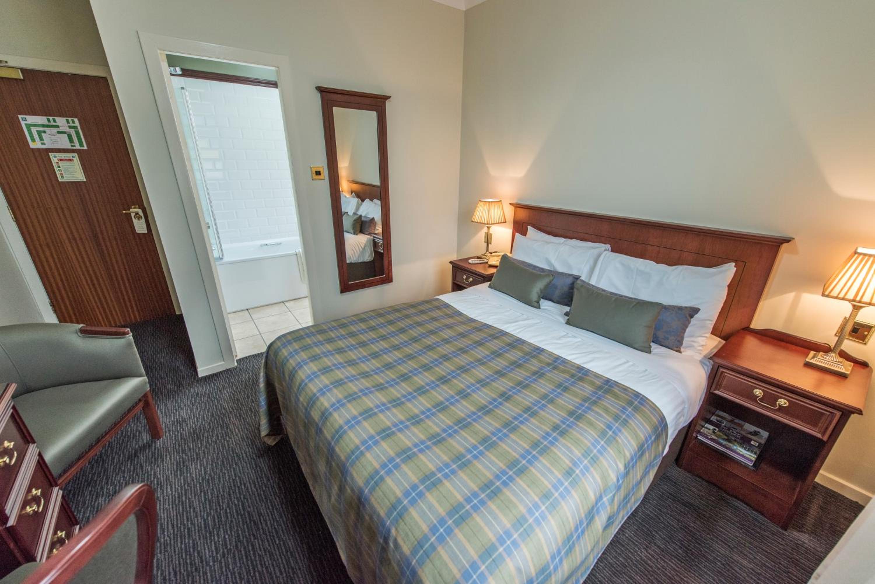 Superior Double Room with Sea View - Photo 1