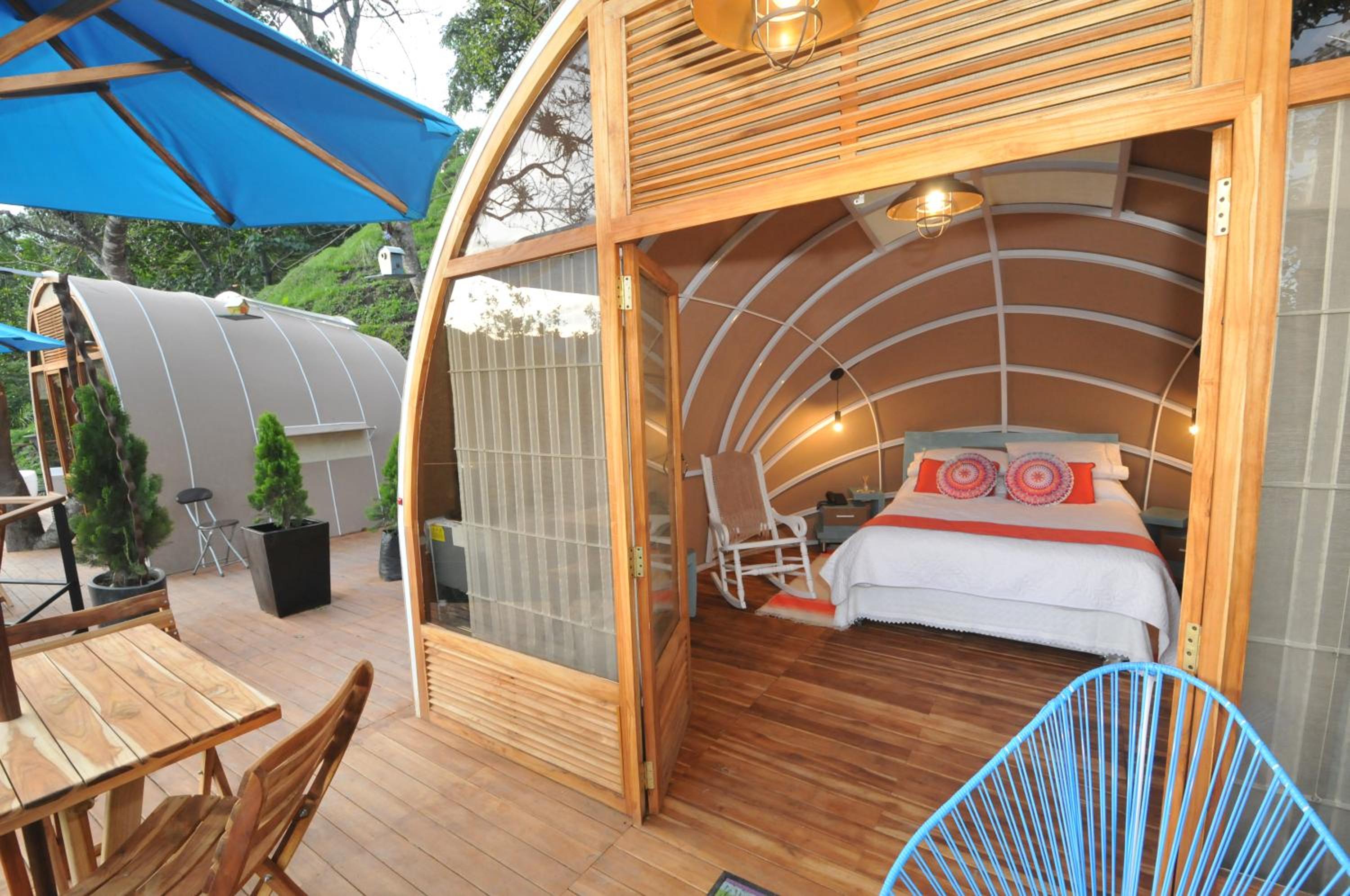 Bungalow with Garden View photo 3
