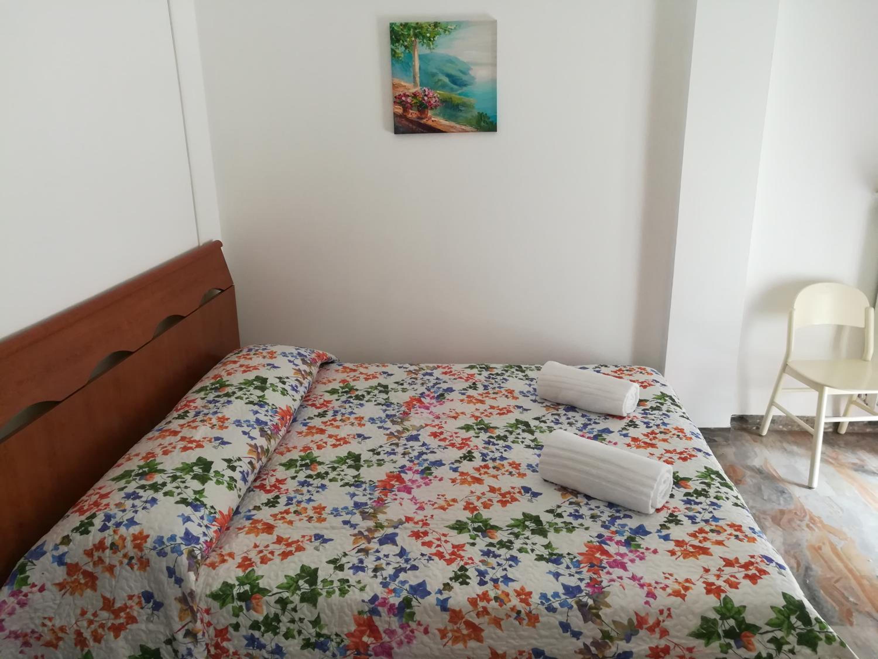 Double Room with Shared Bathroom photo 2