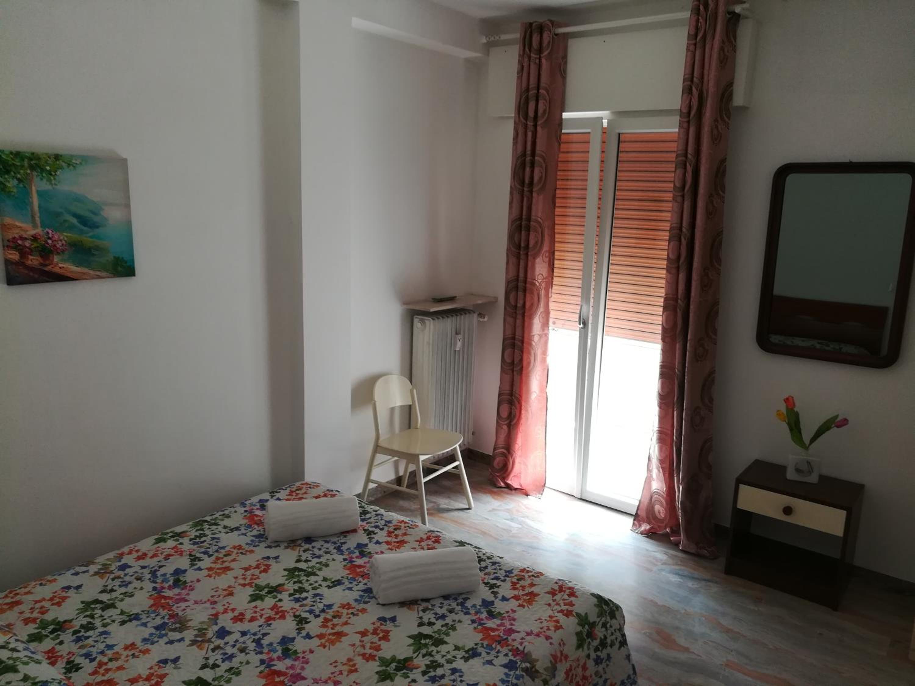 Double or Twin Room with Shared Bathroom photo 2