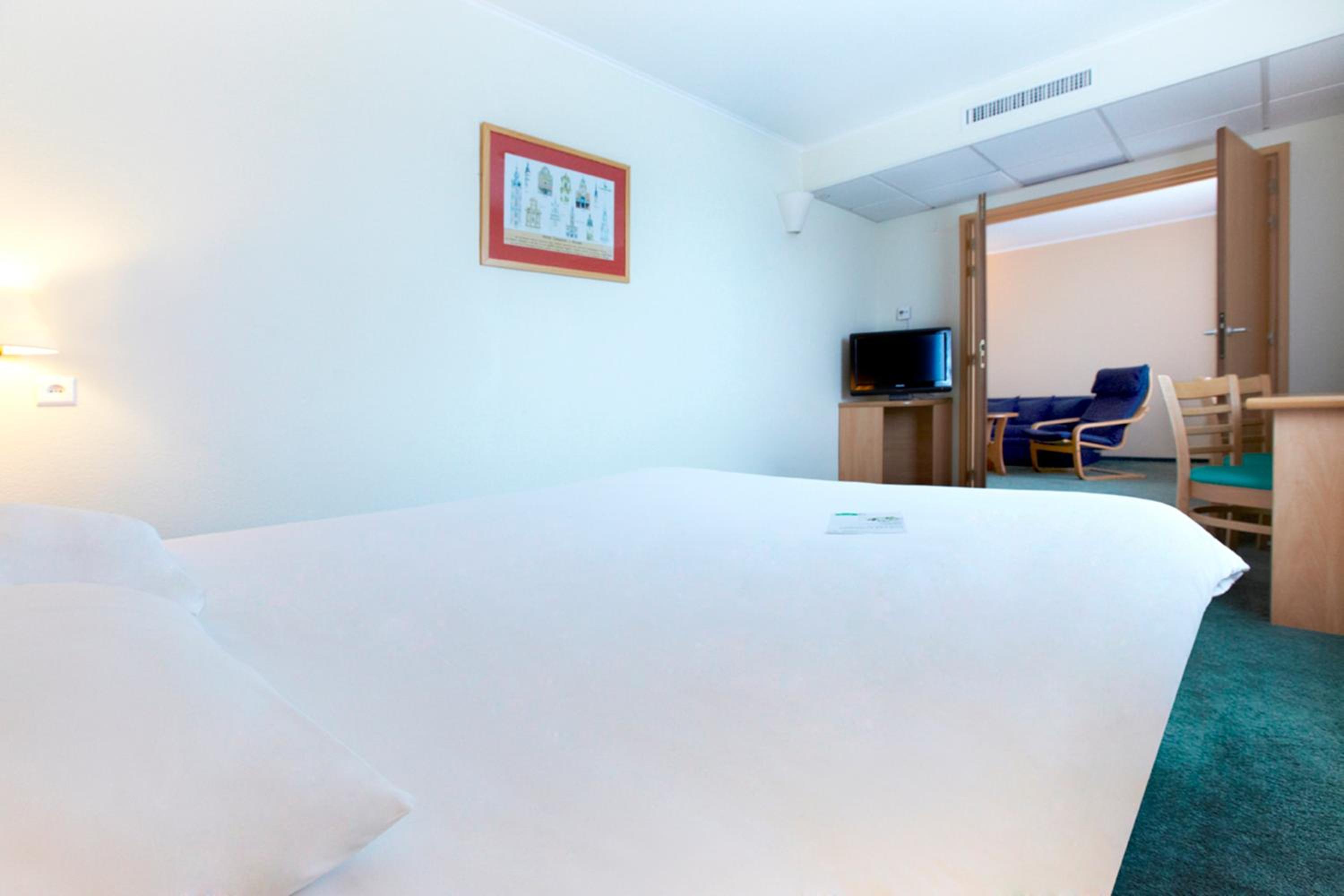 Double Room - Photo 5