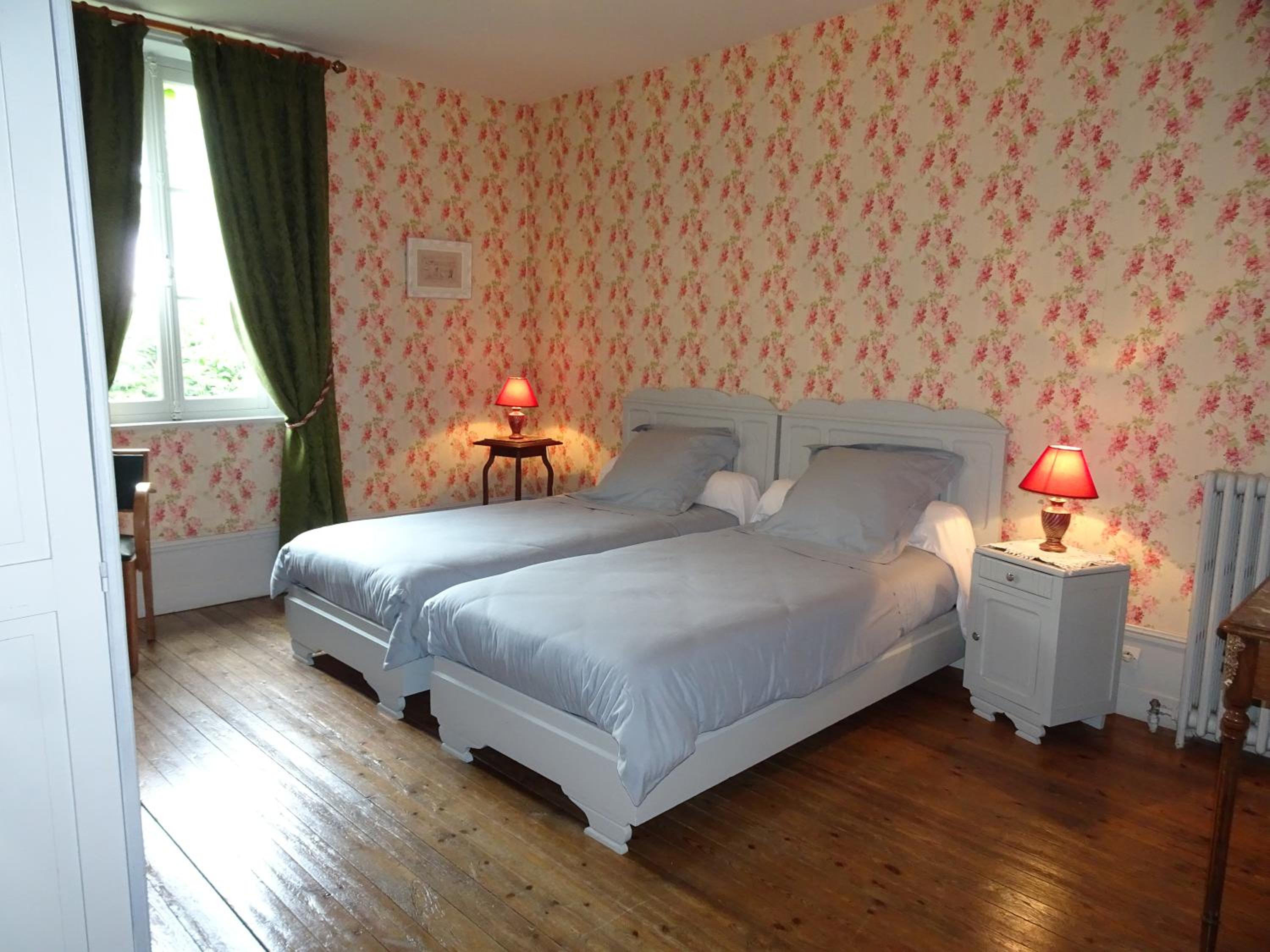 Standard Twin Room photo 3