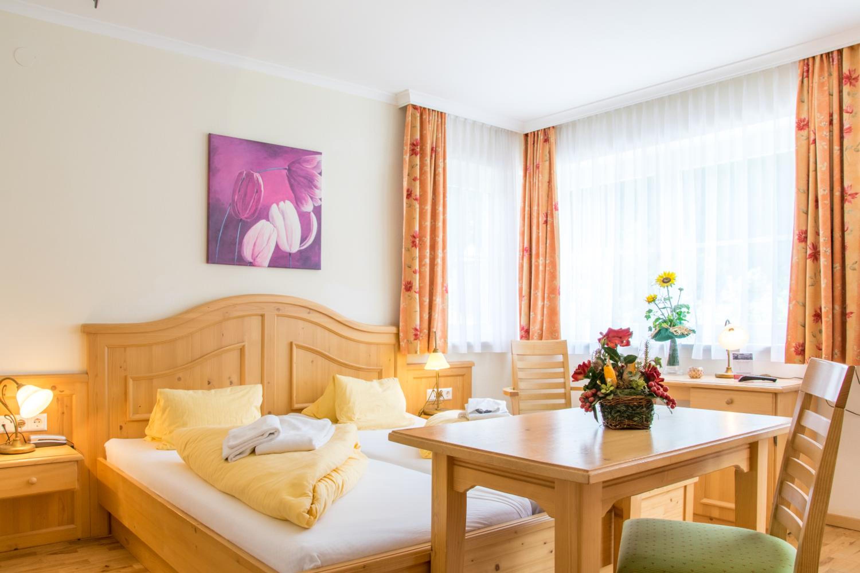 Suite - Photo 4