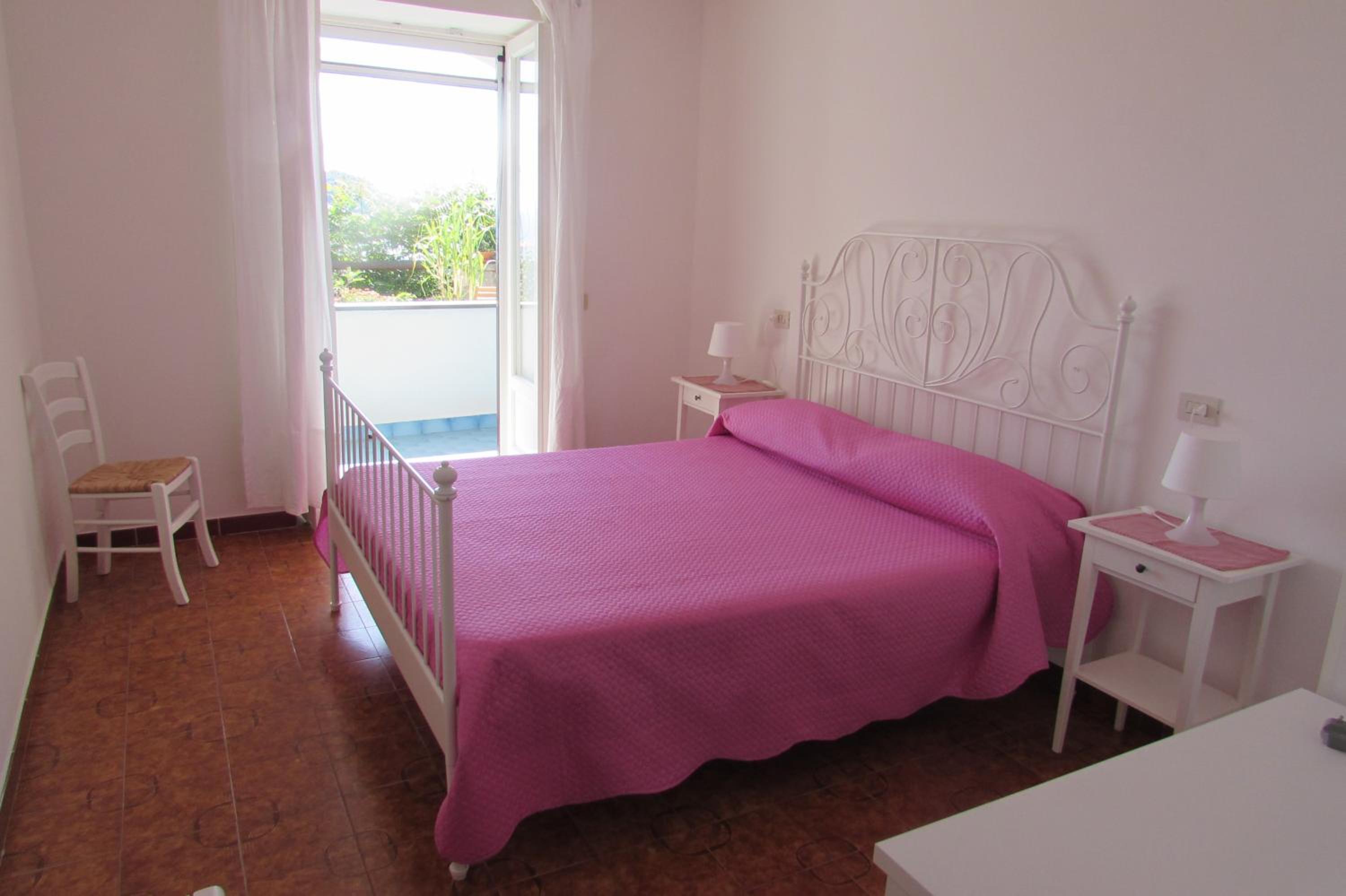 Double or Twin Room with Sea View photo 2