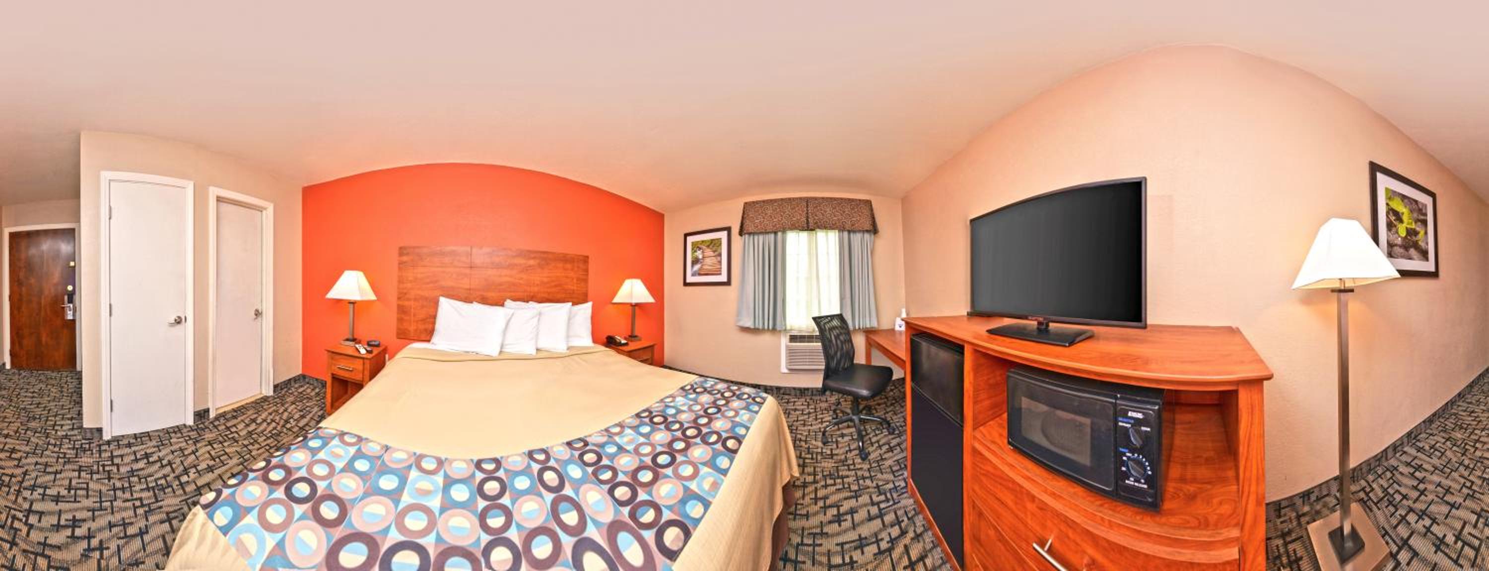 King Room - Non-Smoking - Photo 1