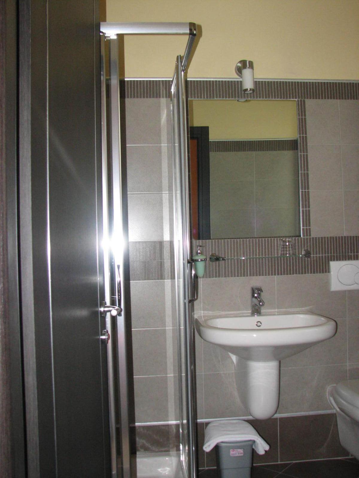 Double or Twin Room photo 2