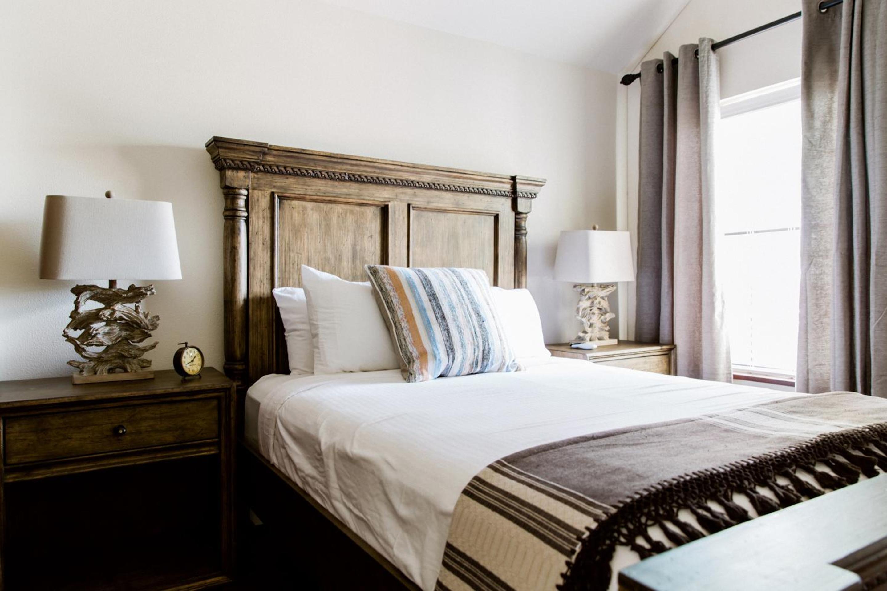 Deluxe Suite - Photo 3