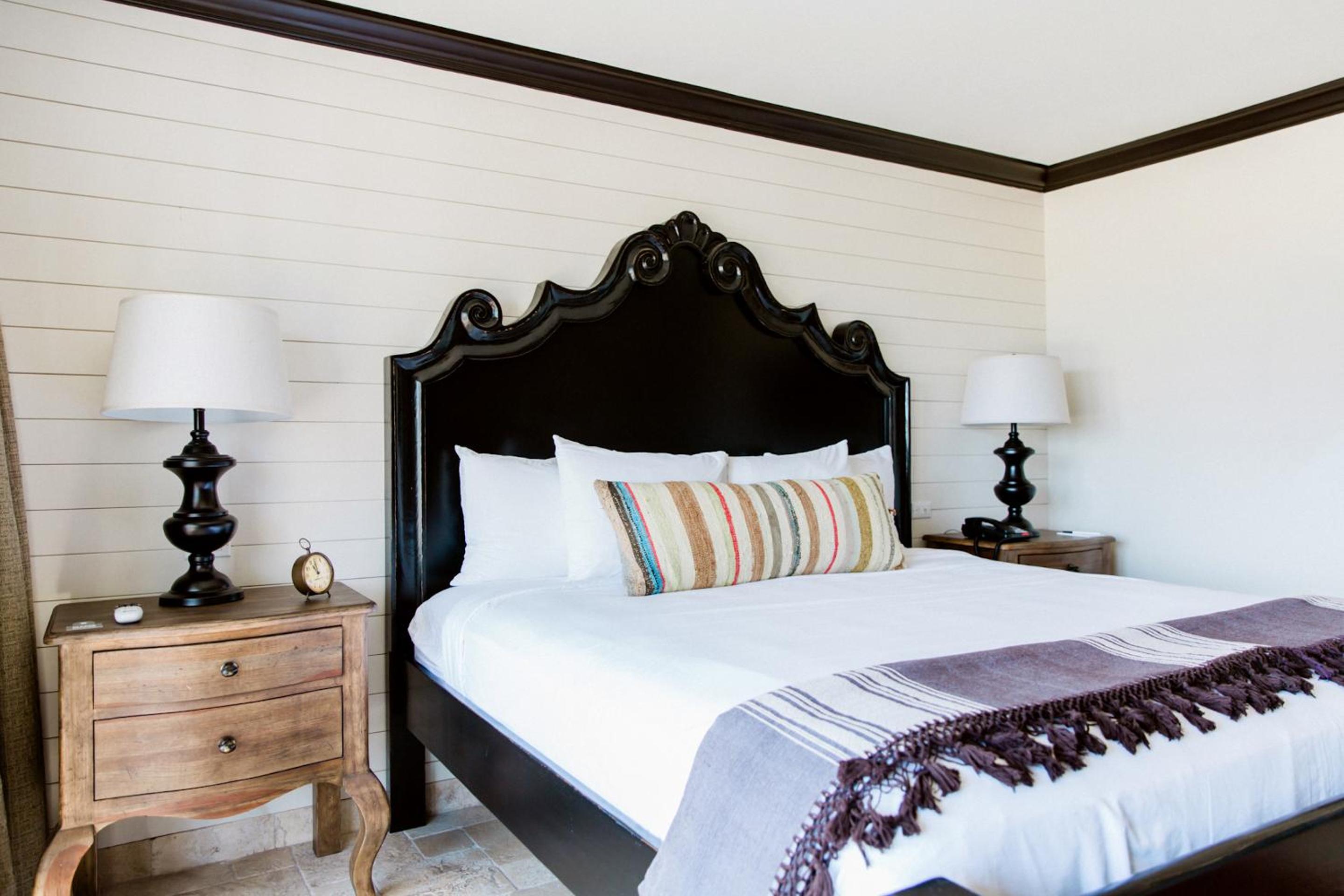Standard Suite - Photo 4
