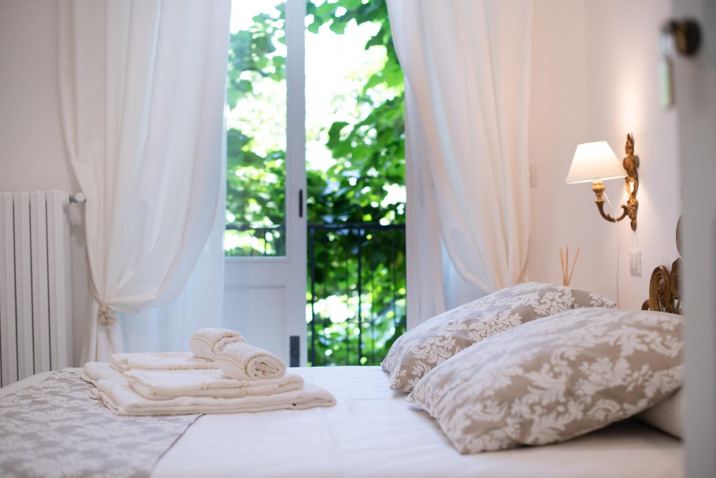Double Room with Balcony - Двухместный номер с балконом