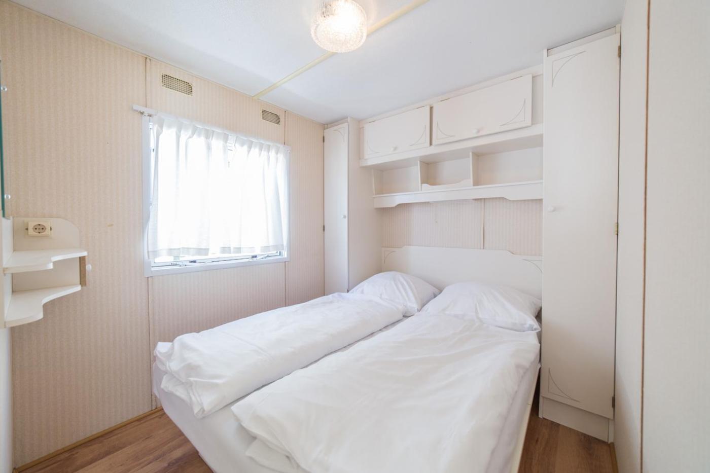 Mobile Home photo 2