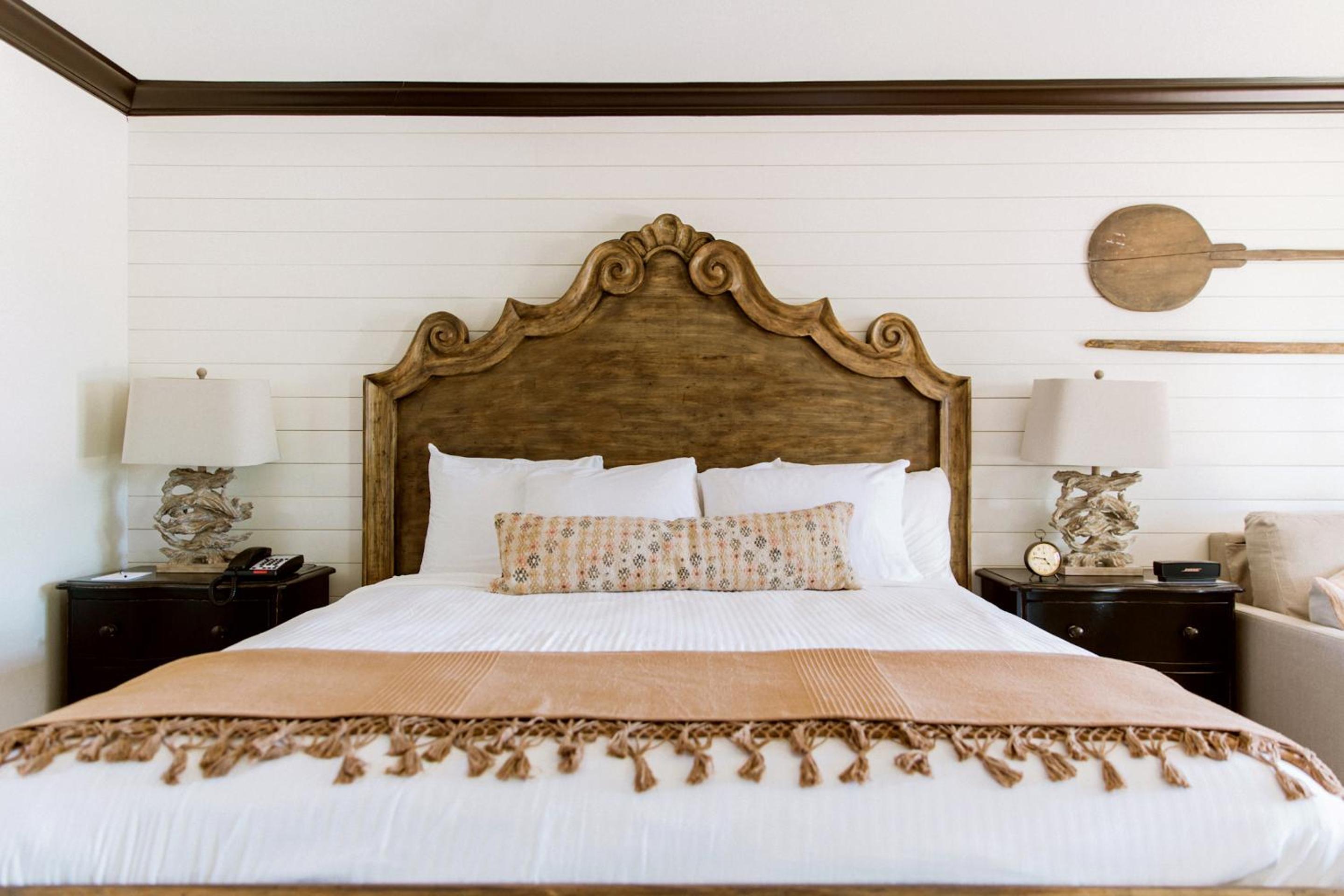 Superior King Room - Photo 3