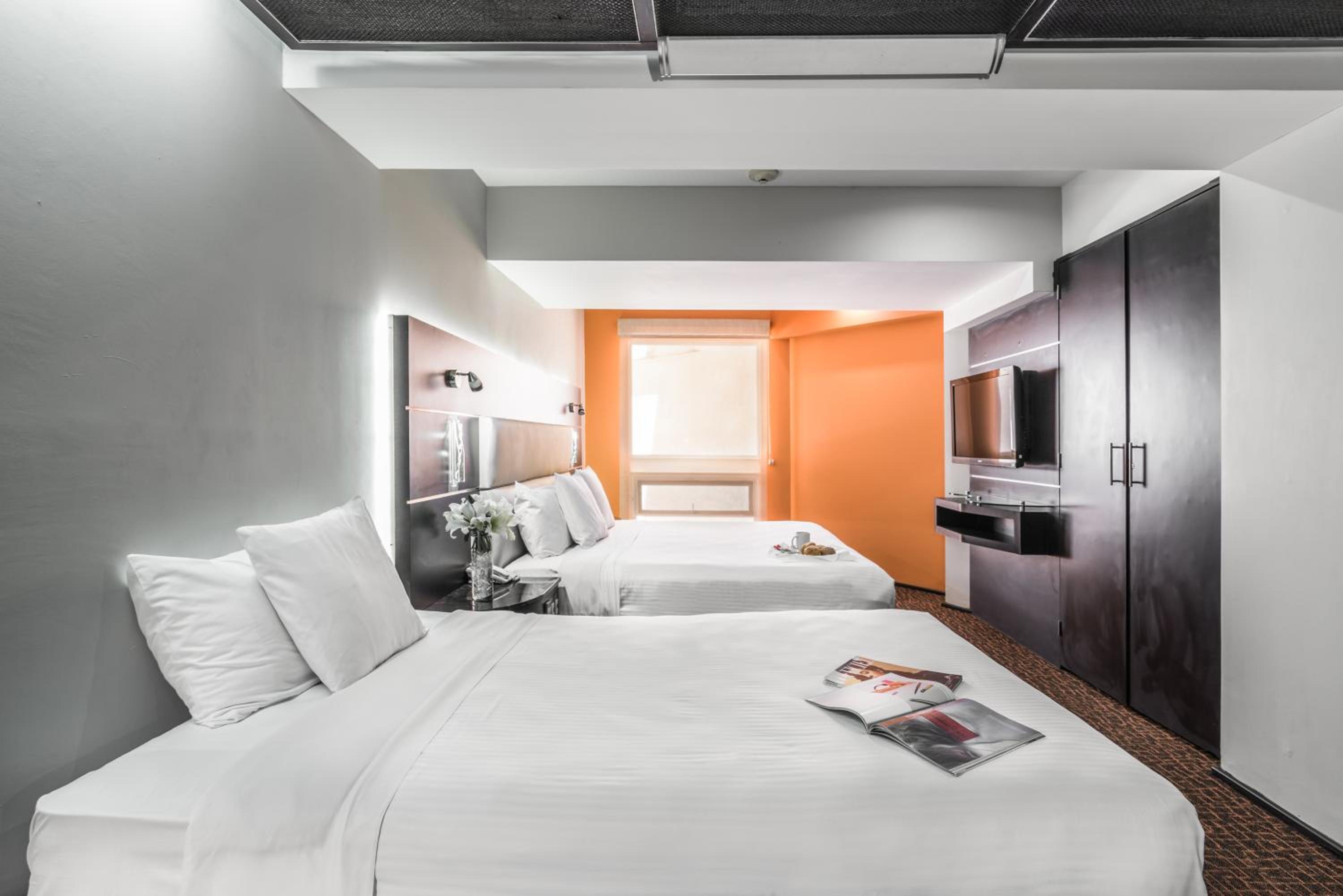 Quadruple Room - Photo 1
