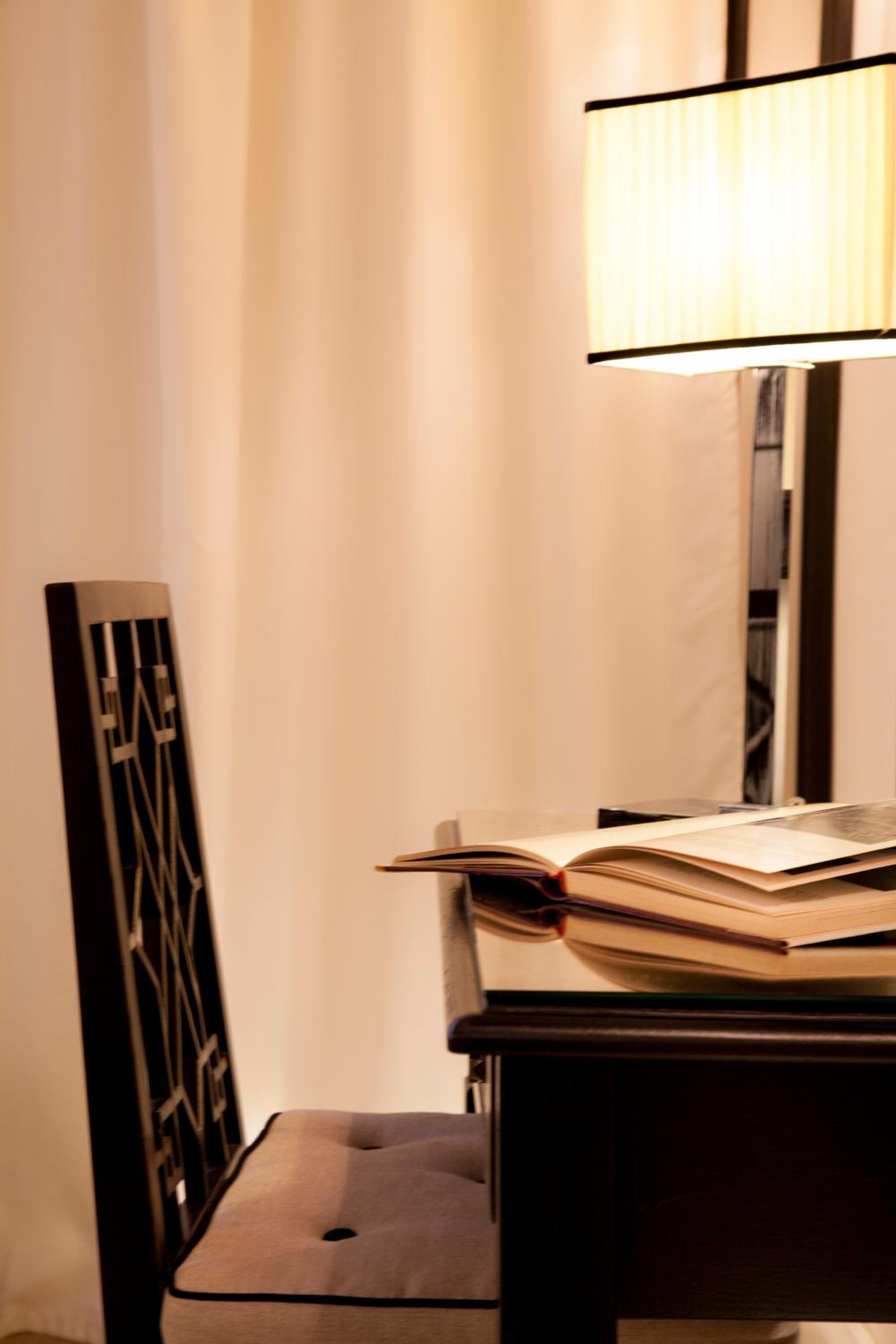 Small Single Room photo 2
