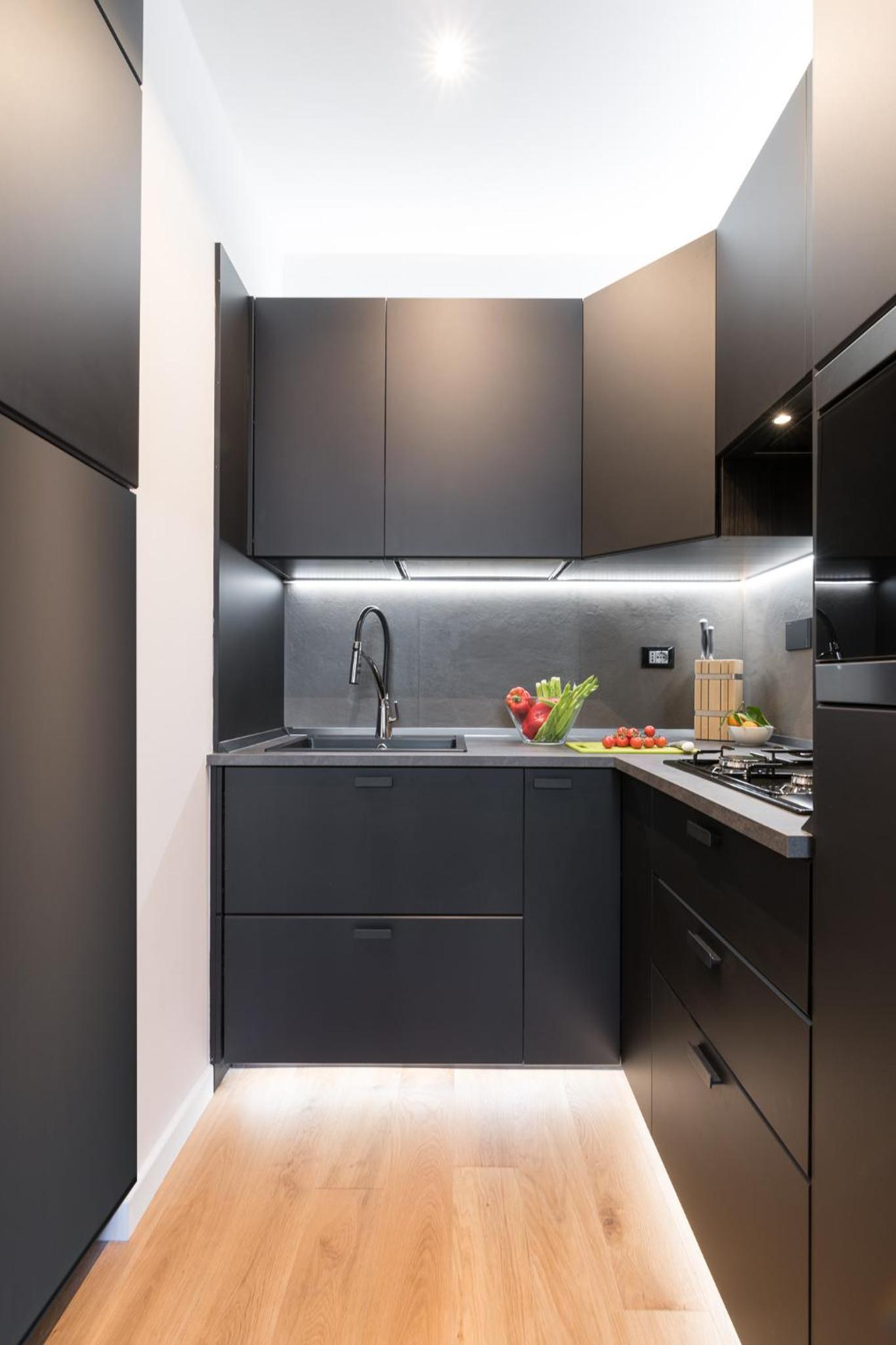 Deluxe One-Bedroom Apartment with Garden View thumbnail 5