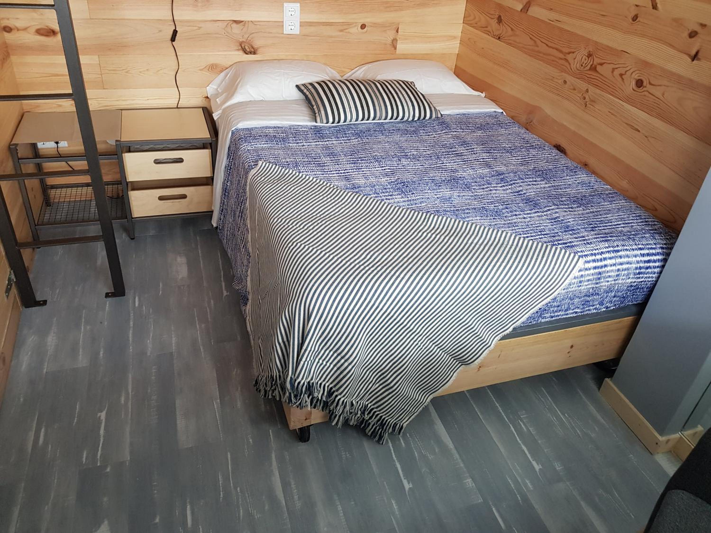 Apartment - Photo 4