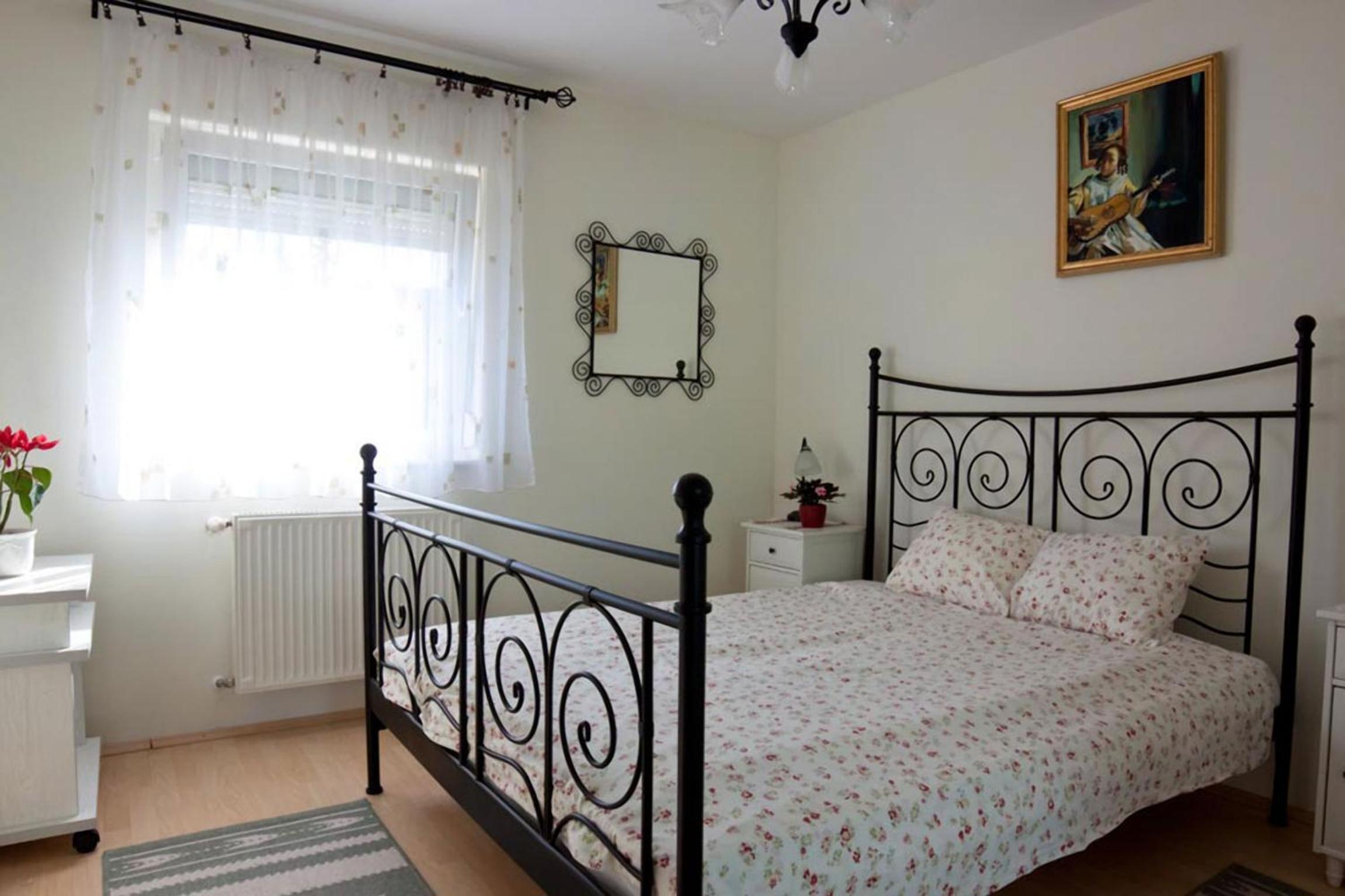 Apartment - Ground Floor photo 3