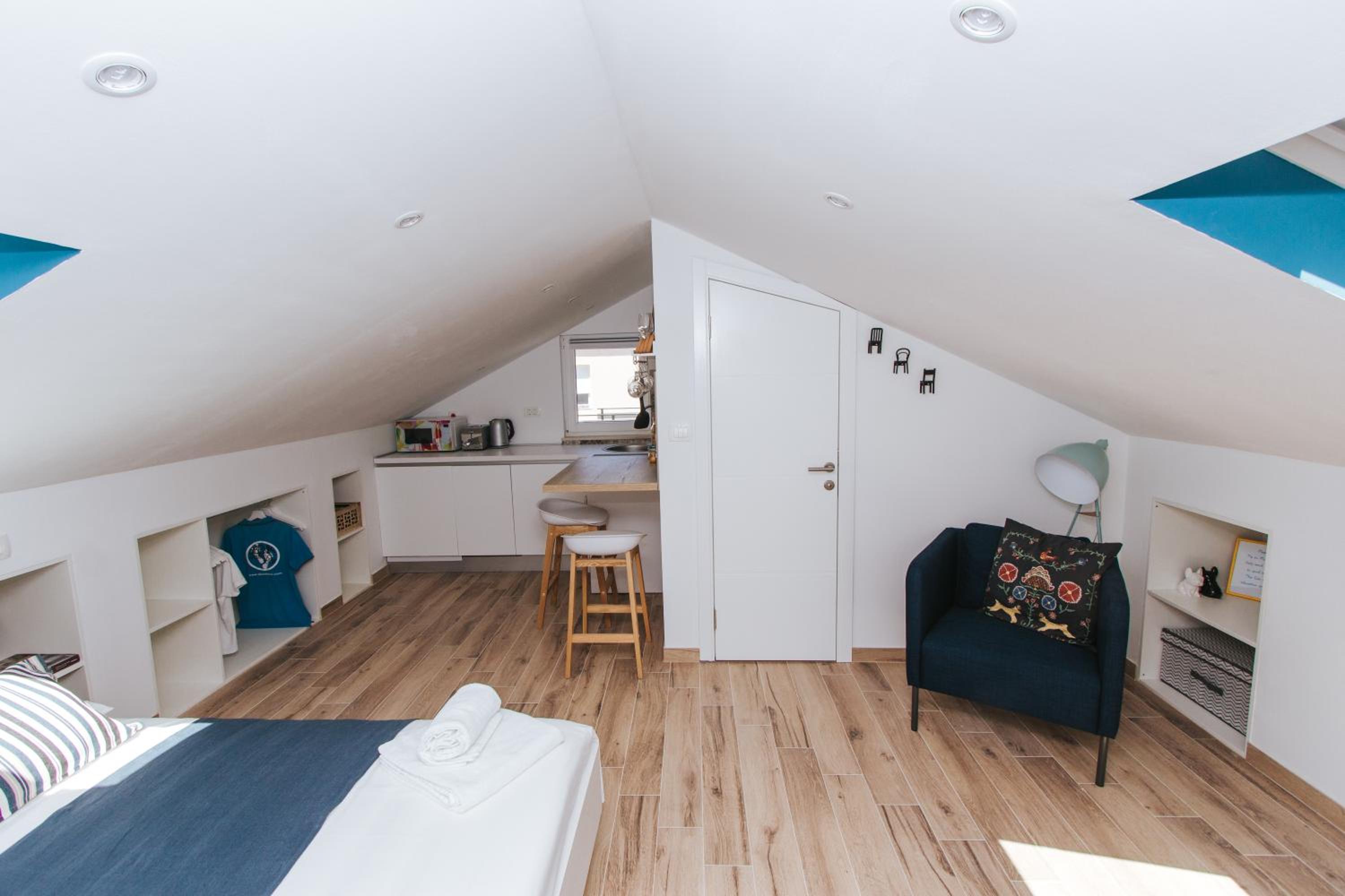 Studio Apartment with Patio