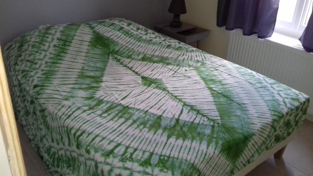 One-Bedroom House - Photo 12