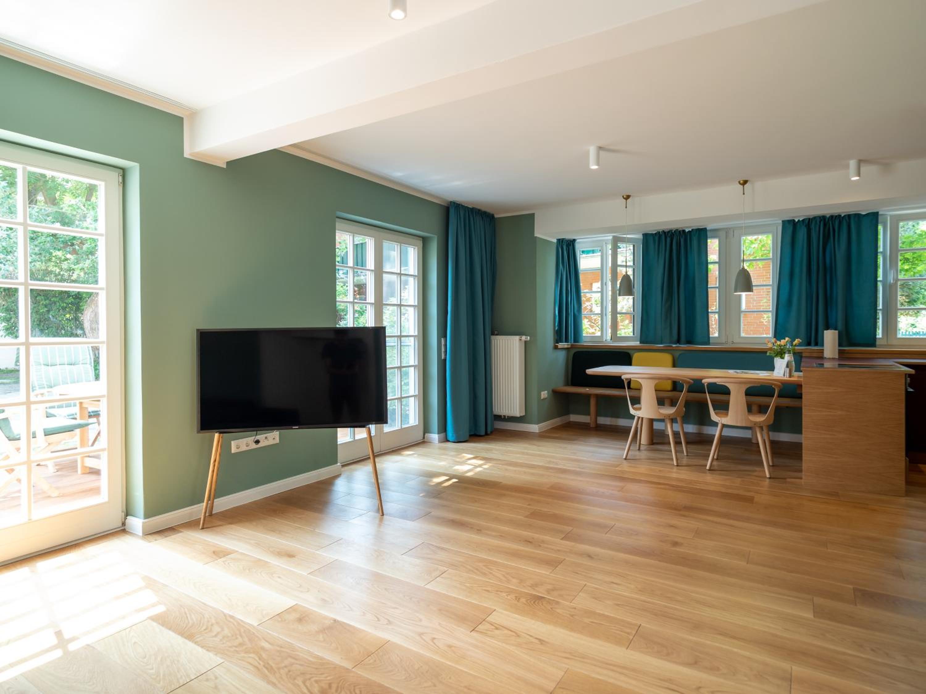 Apartment - Split Level photo 1