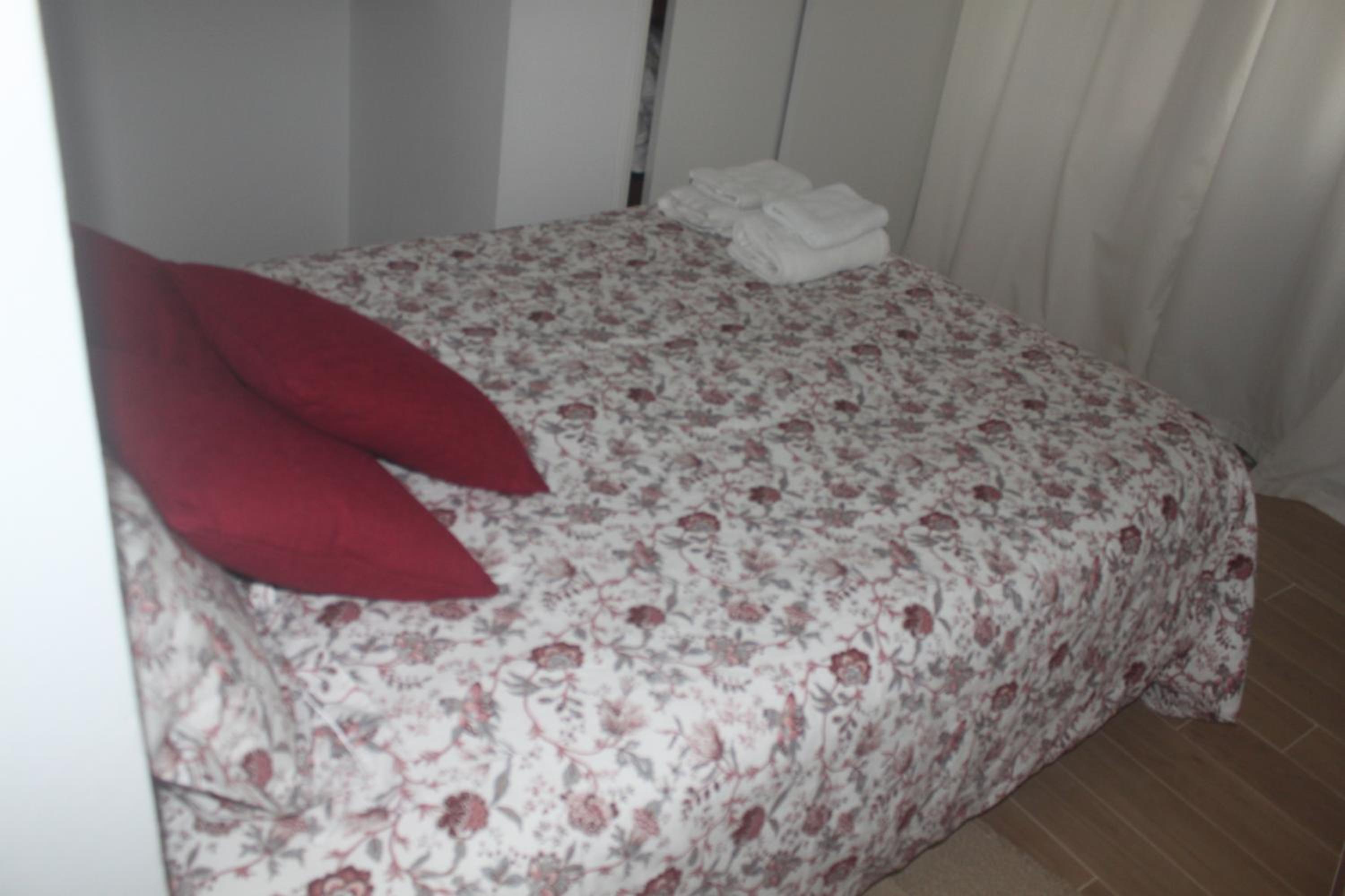 Apartment - Photo 18