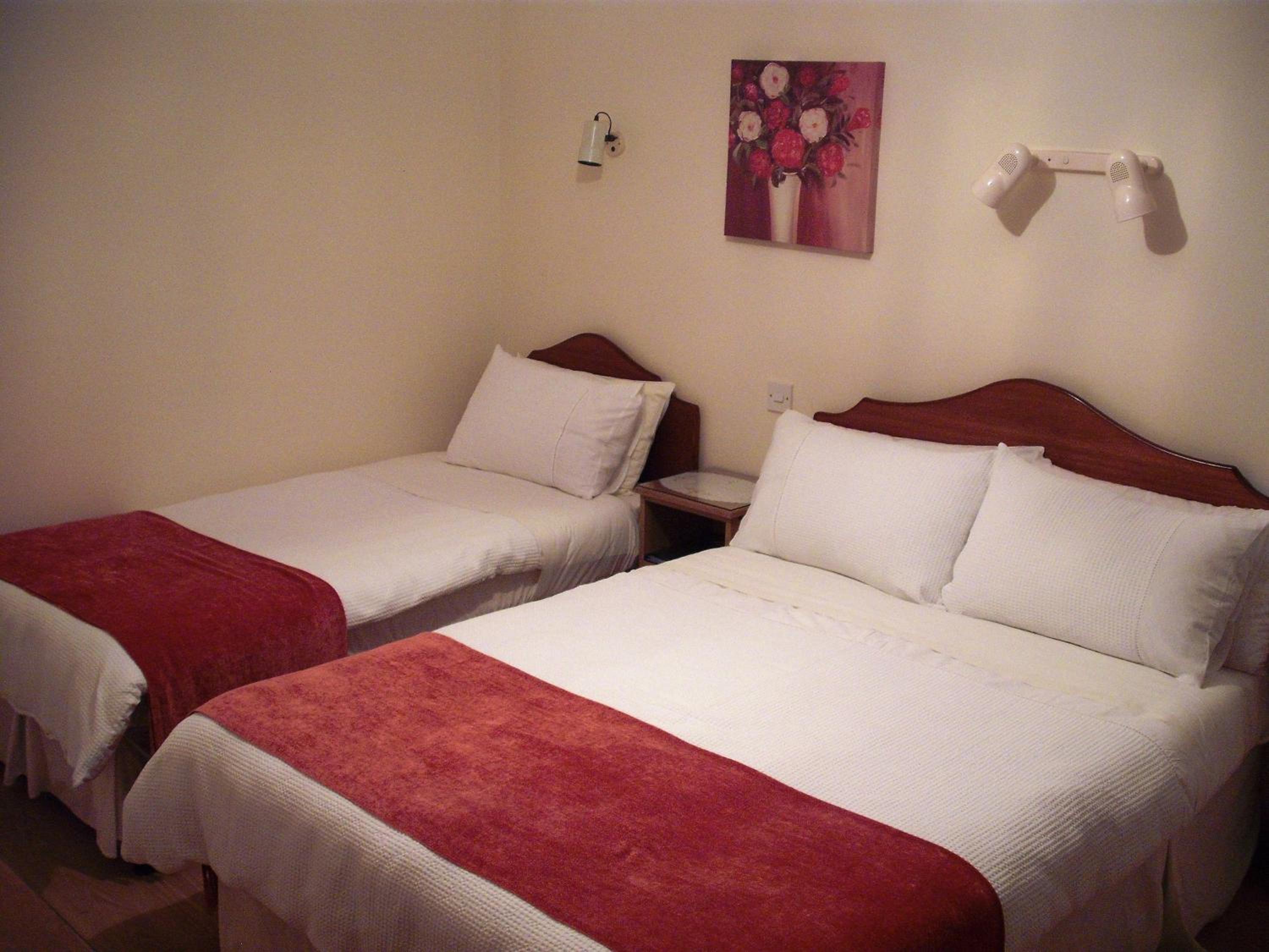 Triple Room photo 2