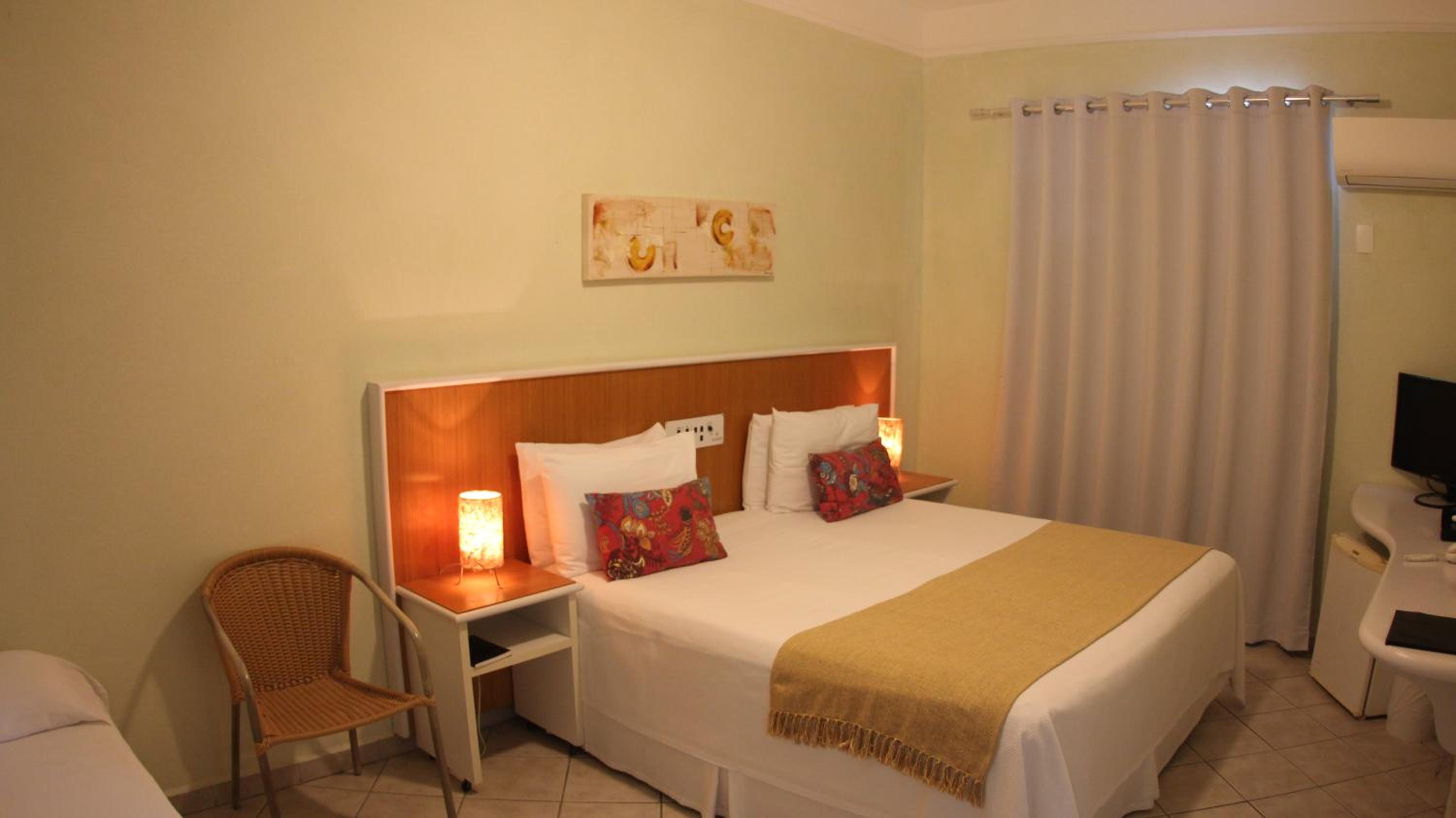 Standard Room photo 2