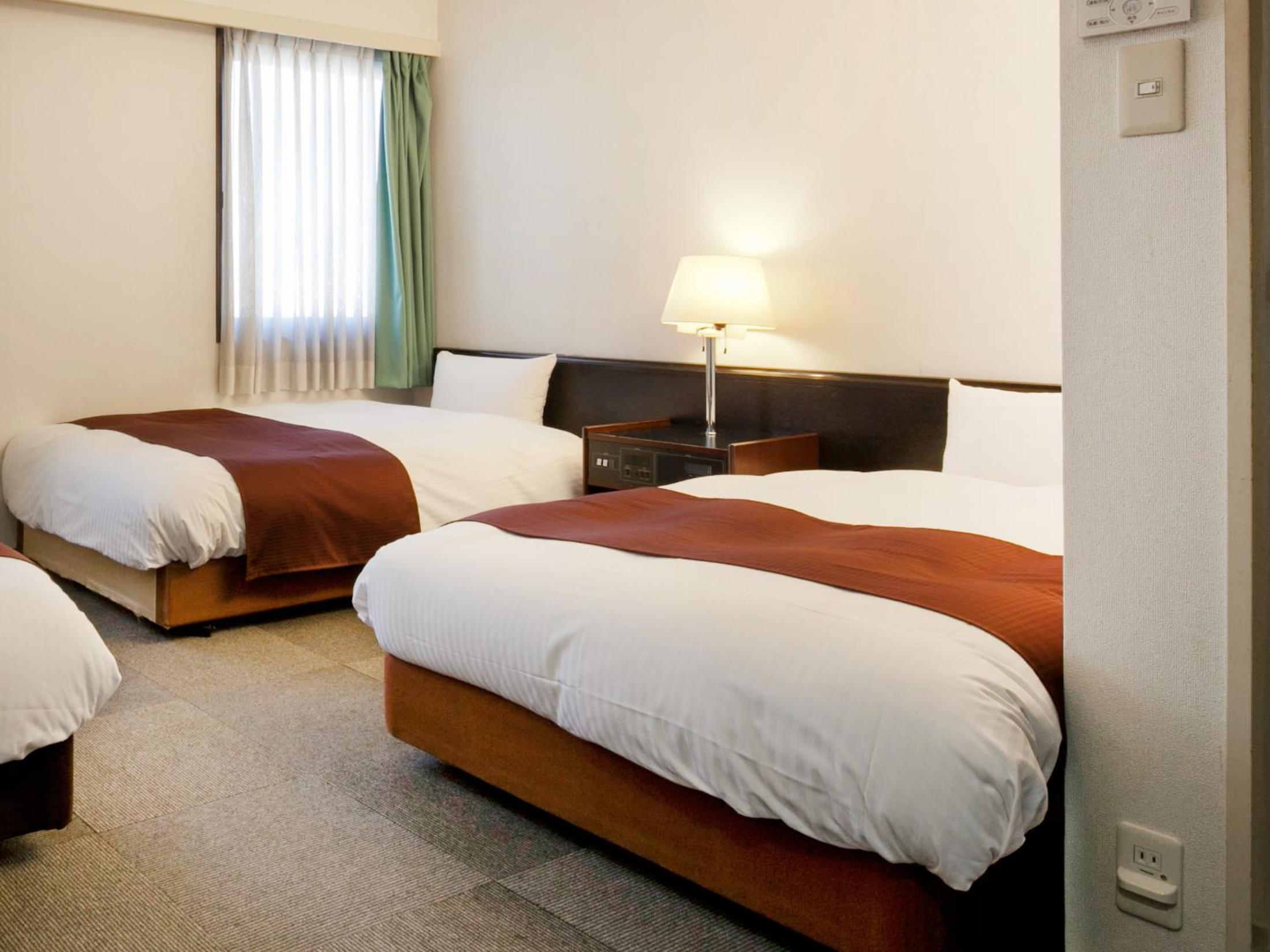 Triple Room - Non-Smoking - Photo 4