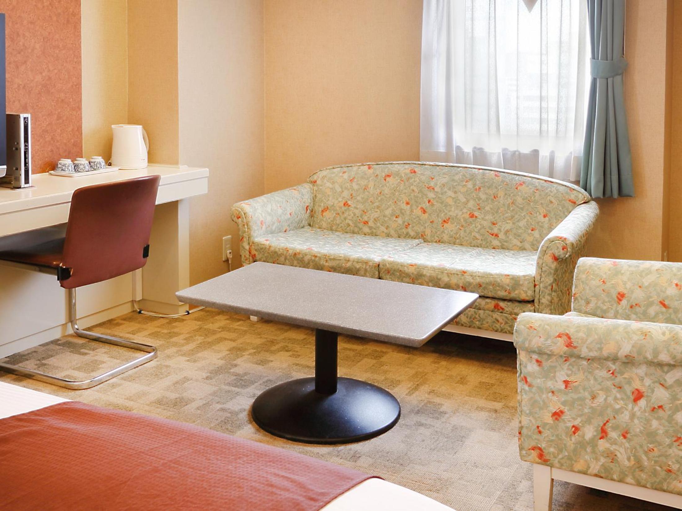 Royal Room - Non-Smoking - Photo 8