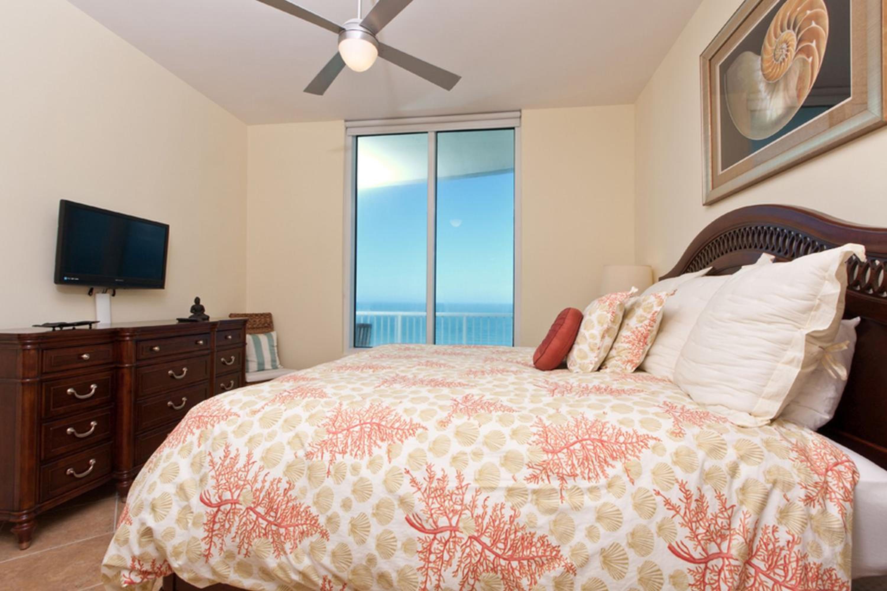 Apartment with Sea View photo 2