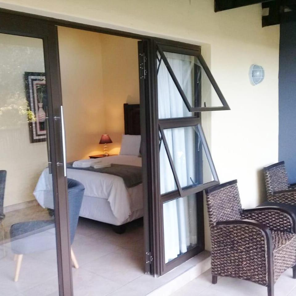 Double Room with Mountain View - Photo 7