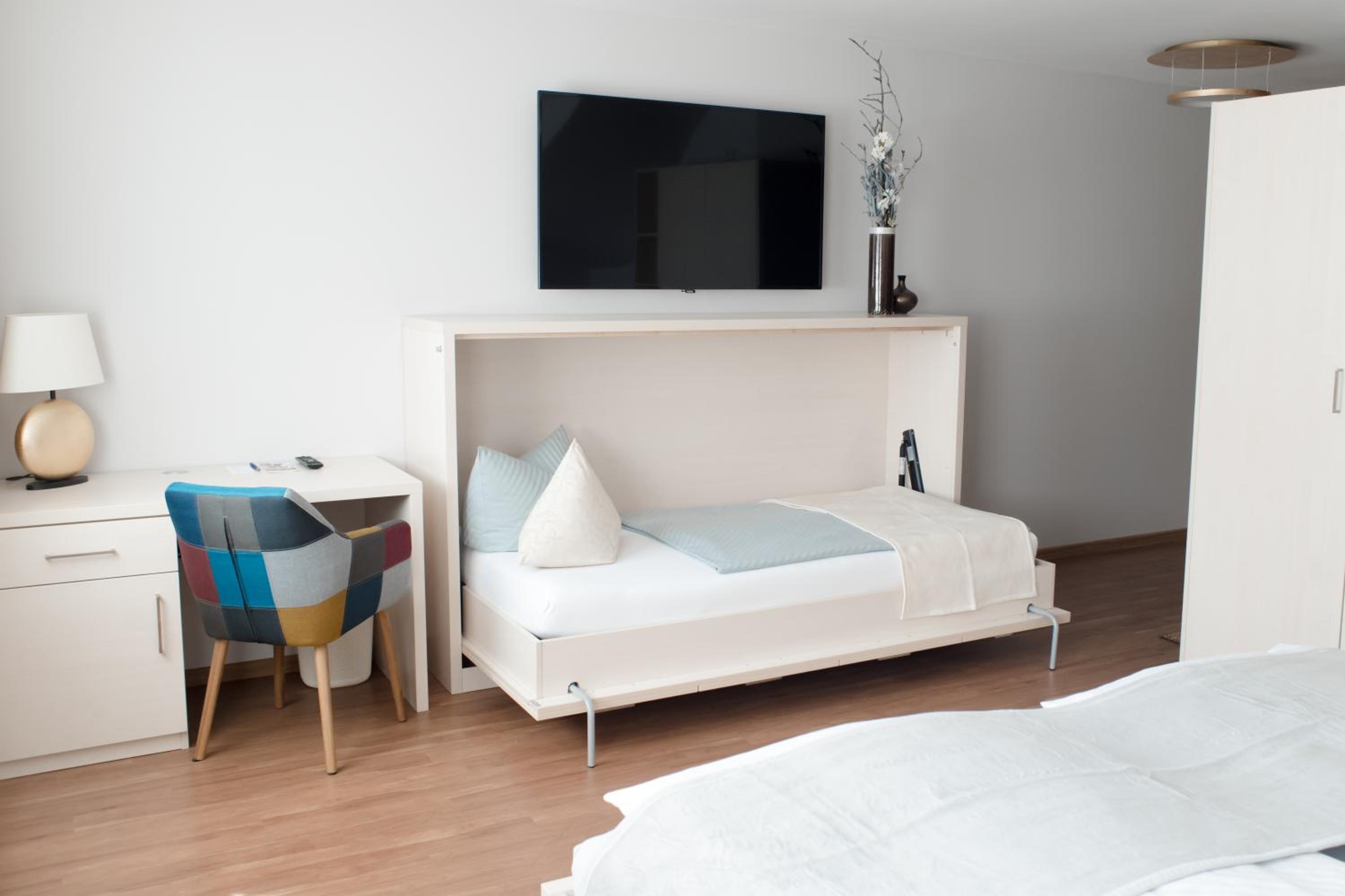 Studio Apartment photo 2