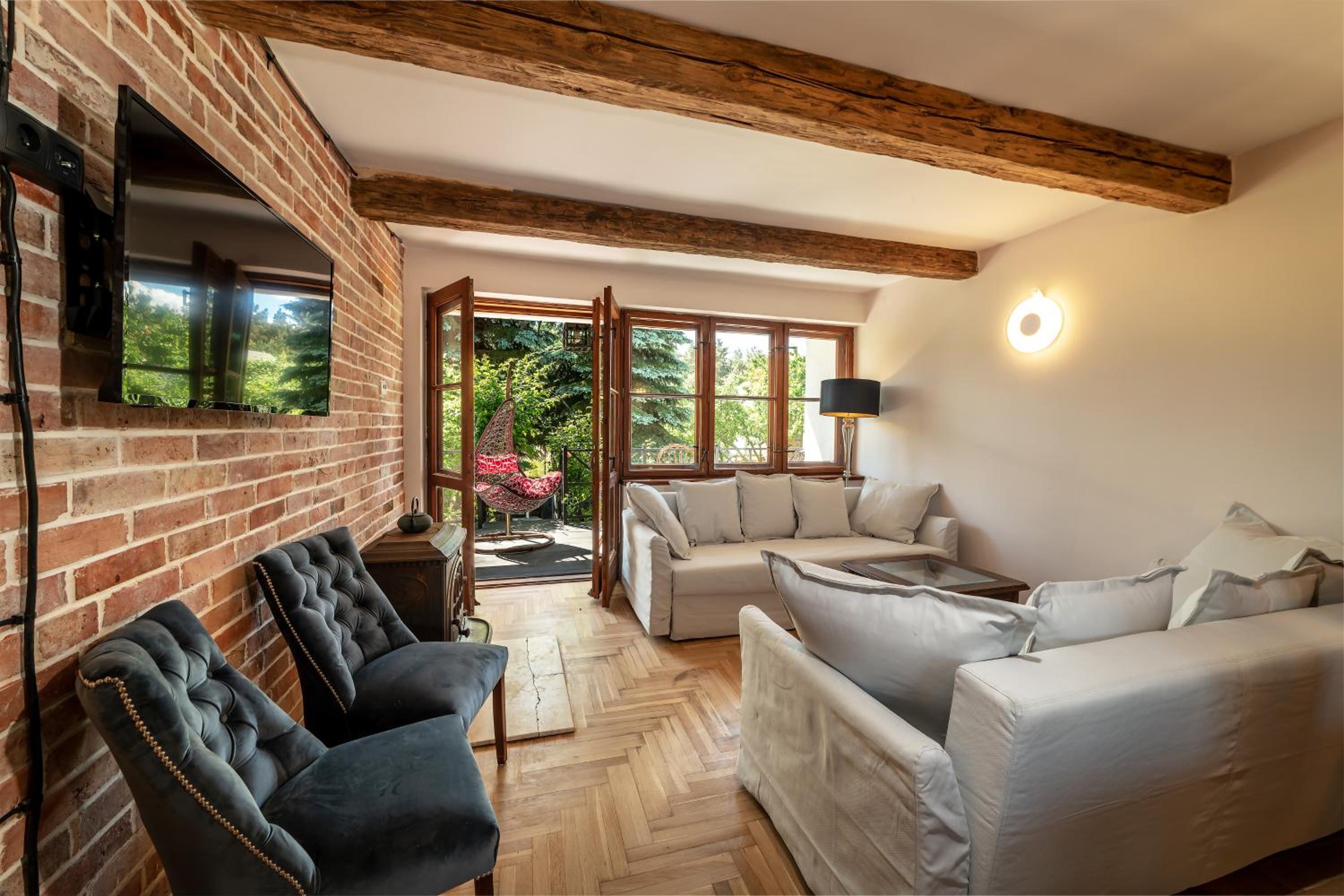 Apartment with Terrace photo 3
