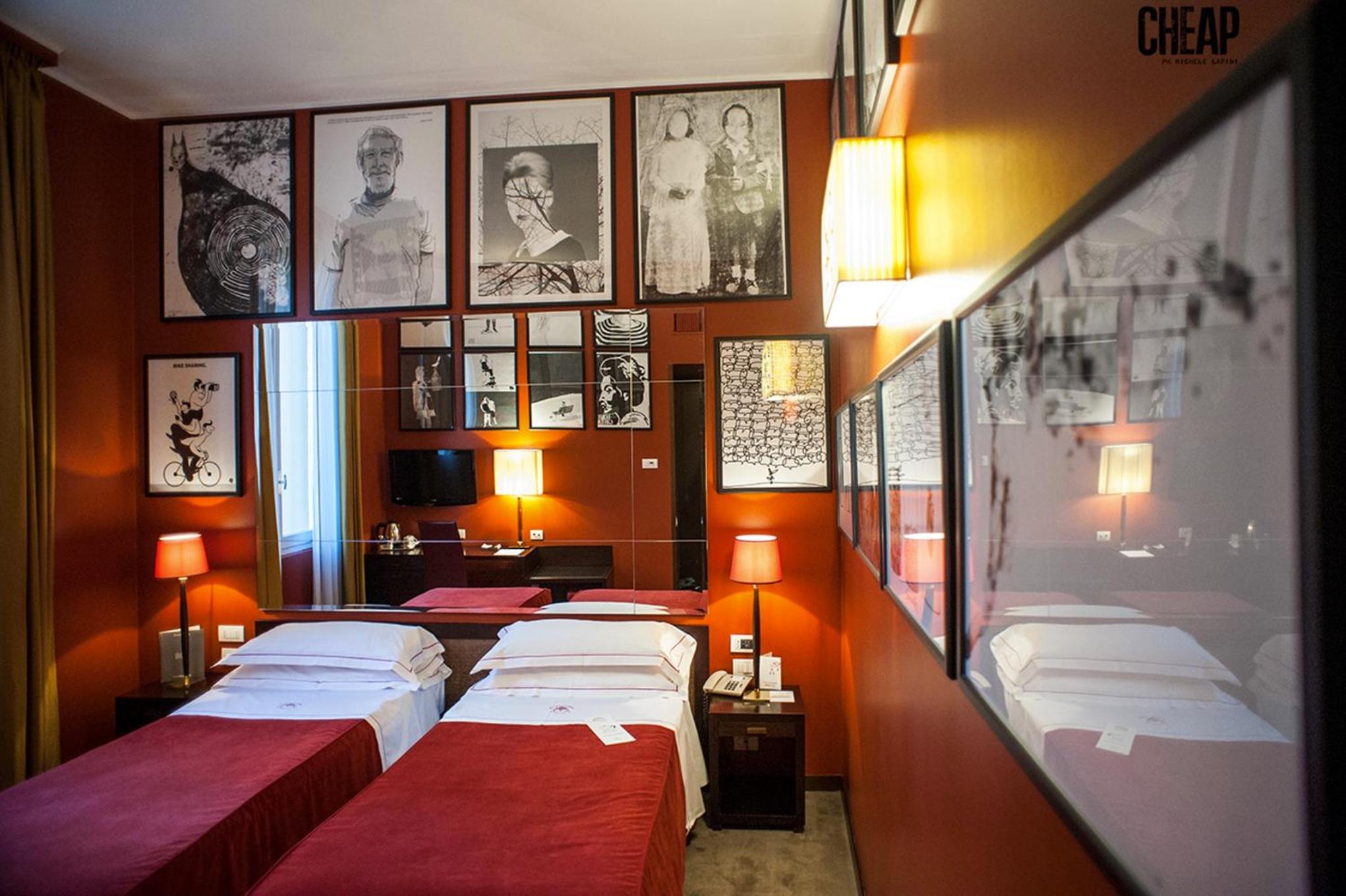 Double Room - Photo 14
