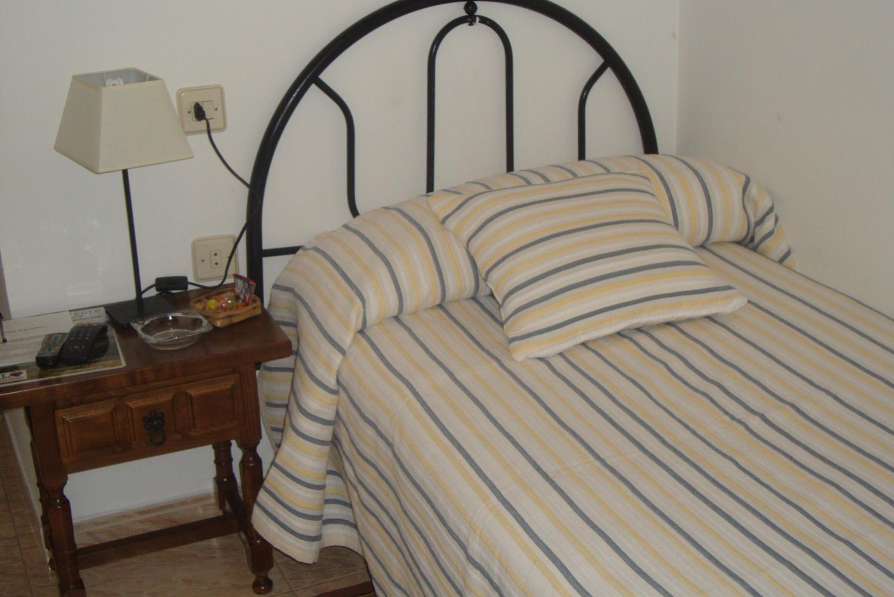 Single Room photo 2